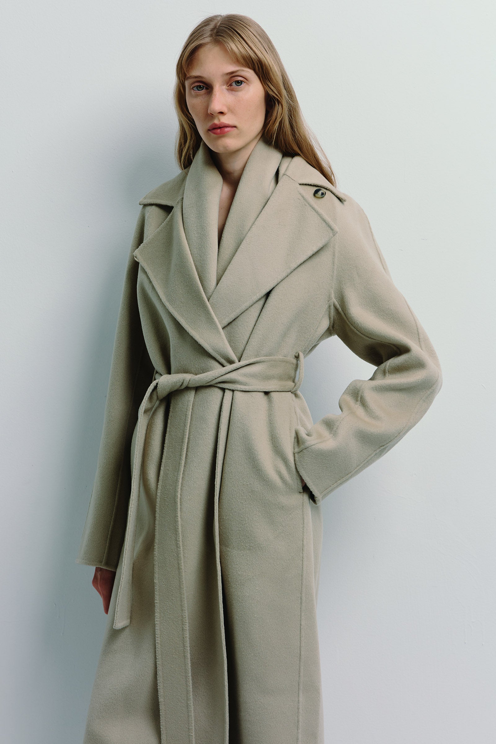Beige wool-cashmere Grand Scarf Coat with a belt, oversized fit, perfect for the fall and winter seasons