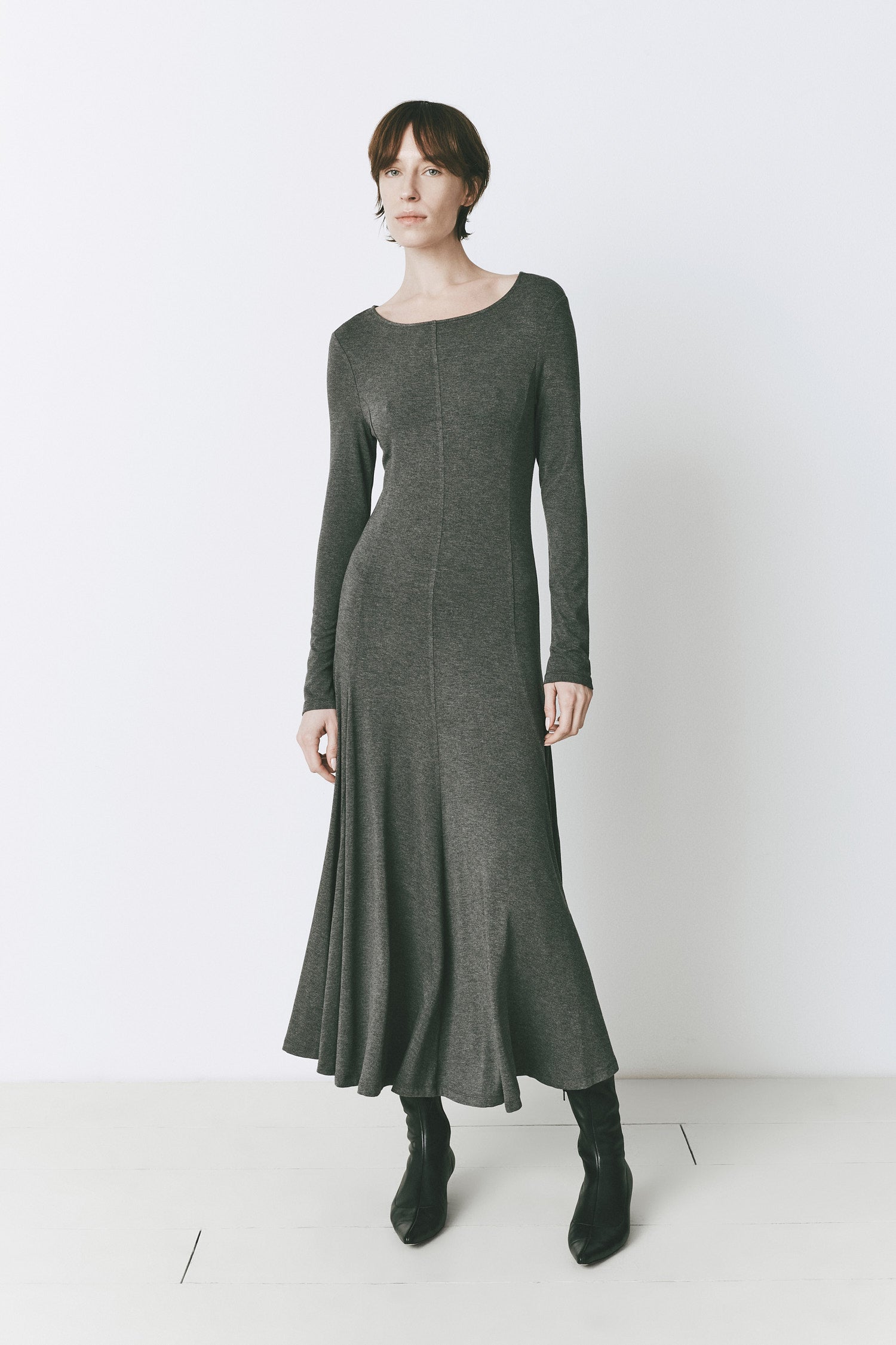 Cler Minimalist Jersey Dress | Bamboo Blend & Streamlined Fit | Rue Sophie L / Grey Cler Minimalist Jersey Dress | Bamboo Blend & Streamlined Fit | Rue Sophie L / Grey