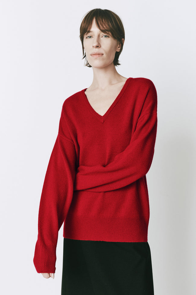 Rouge red wool-cashmere V-neck sweater from Ruesophie, perfect for effortless layering in fall.