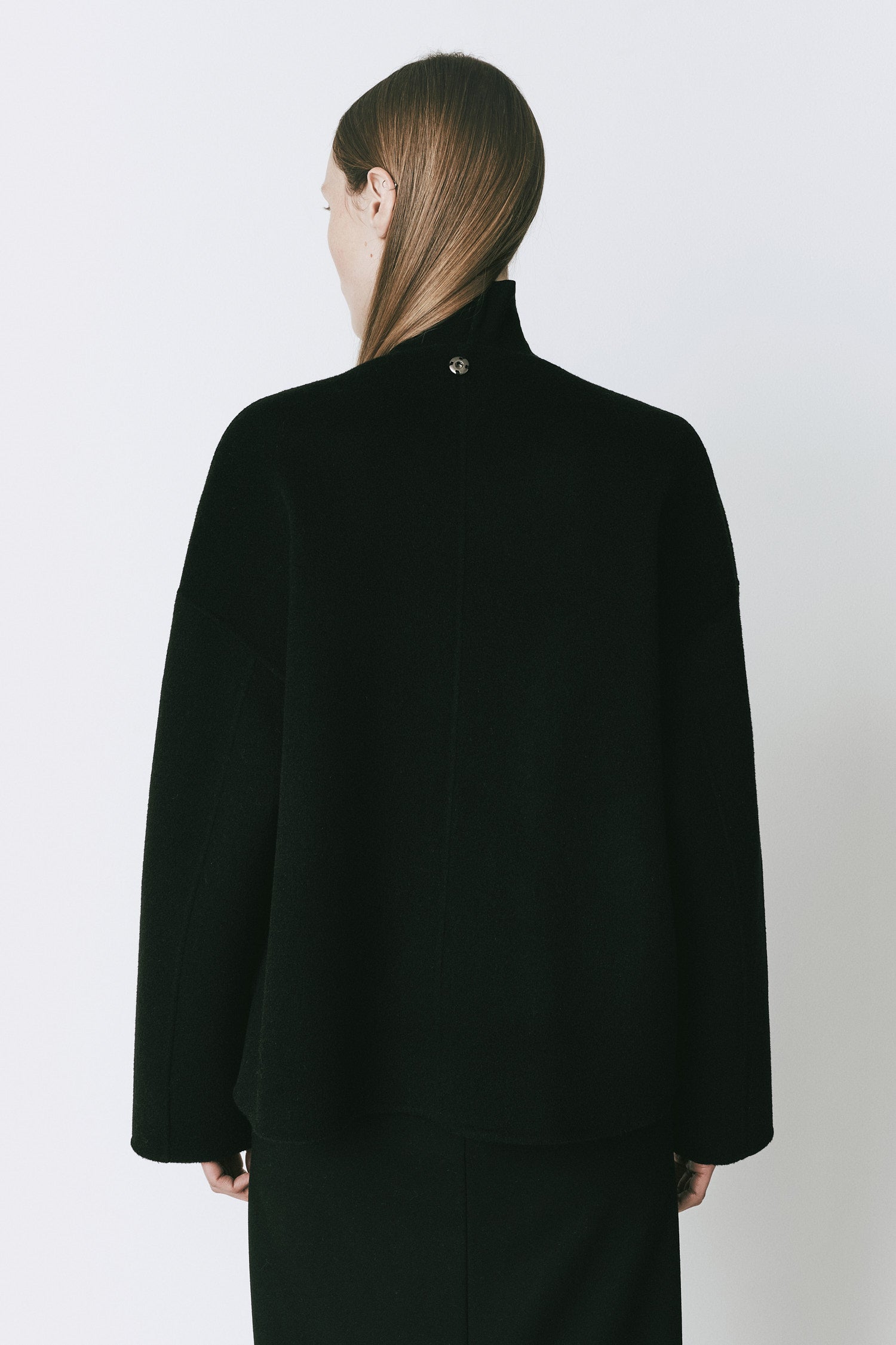 Rue Sophie Jardin black wool cashmere coat, back view, minimalist design, loose fit, detachable scarf detail