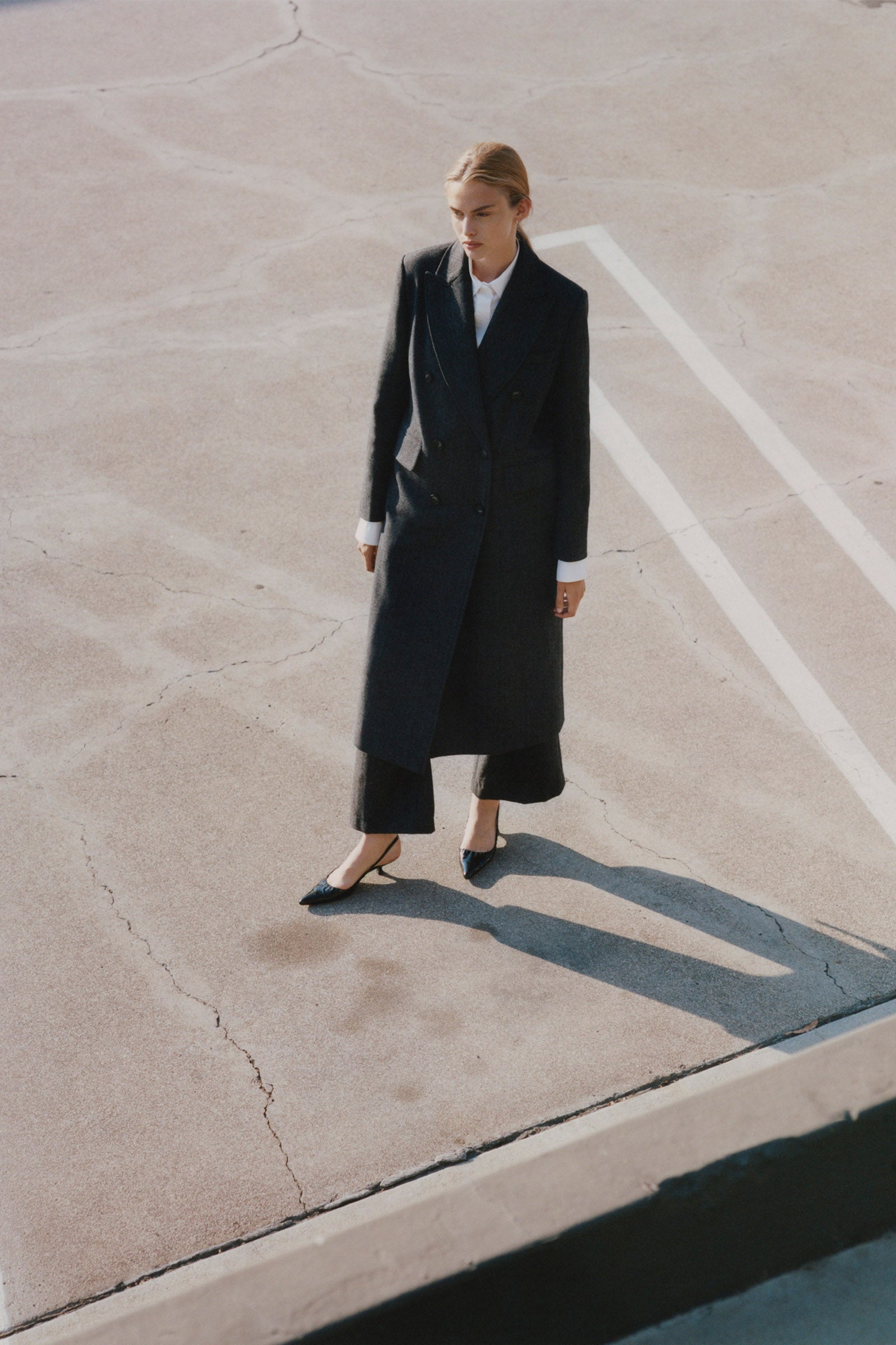 Cinder wool Léonard Herringbone Coat with double-breasted fit