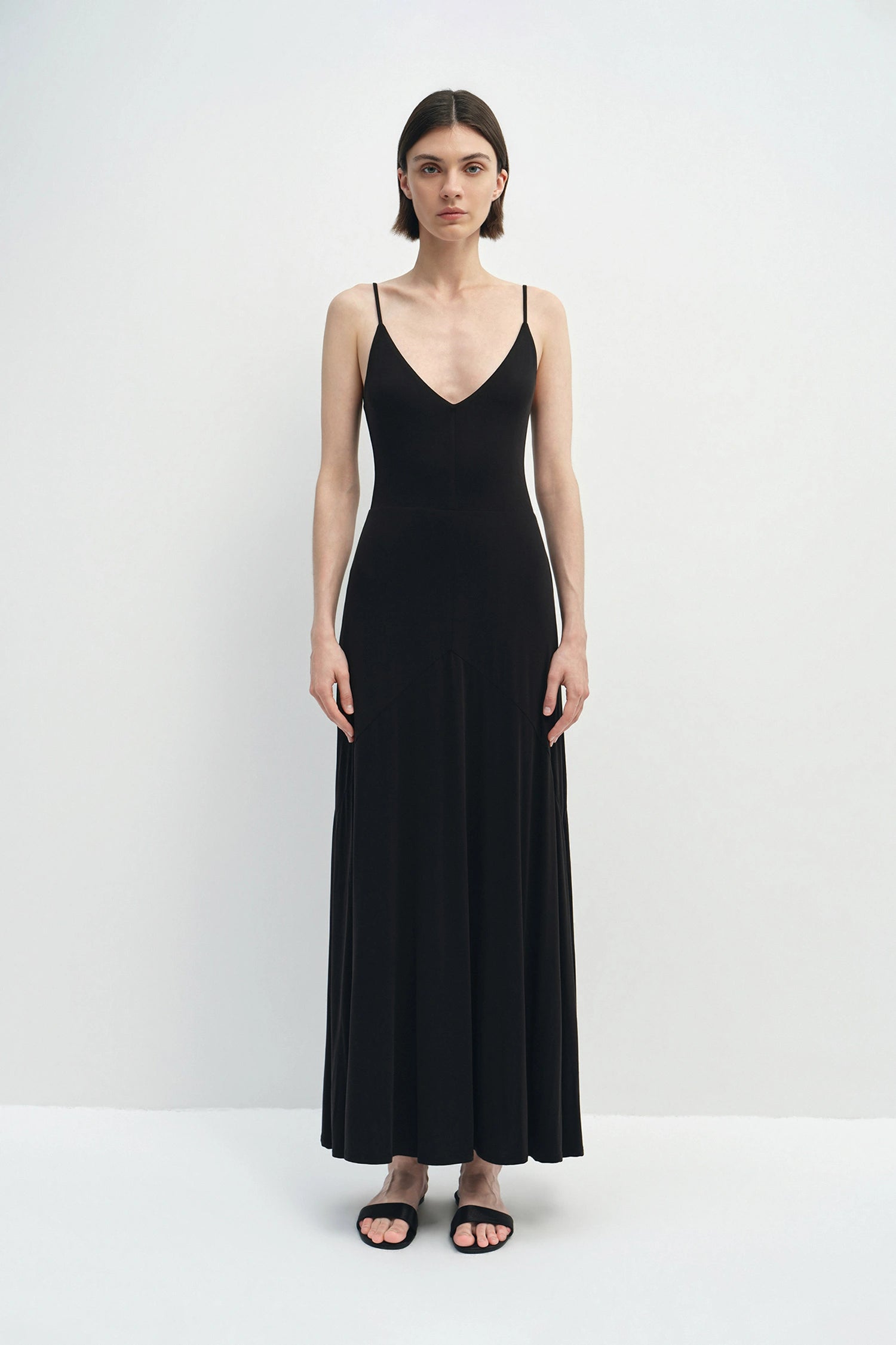 Solène V-neck Fluid Jersey Dress