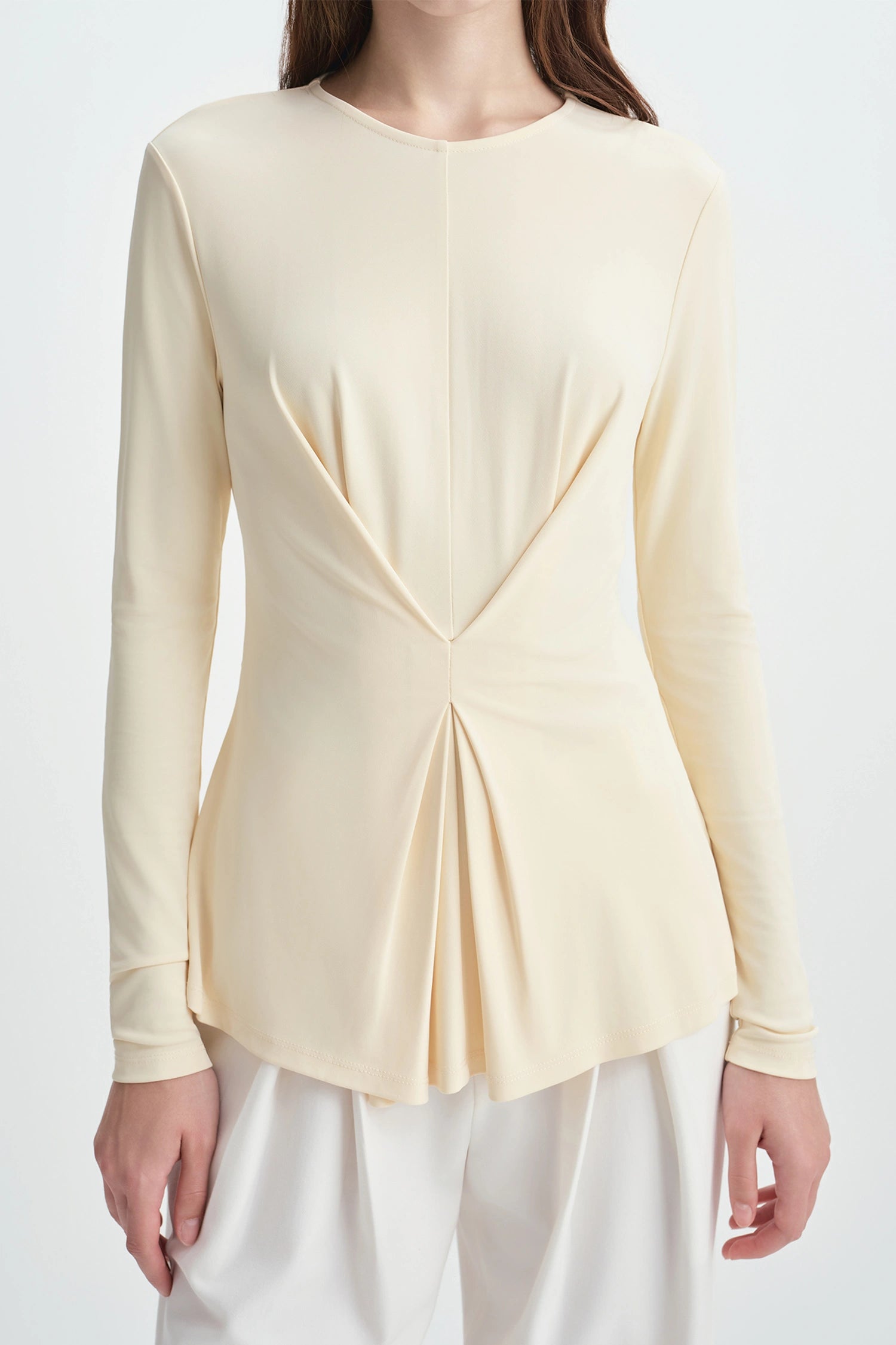 Sia Center Front Pleated Top Creme