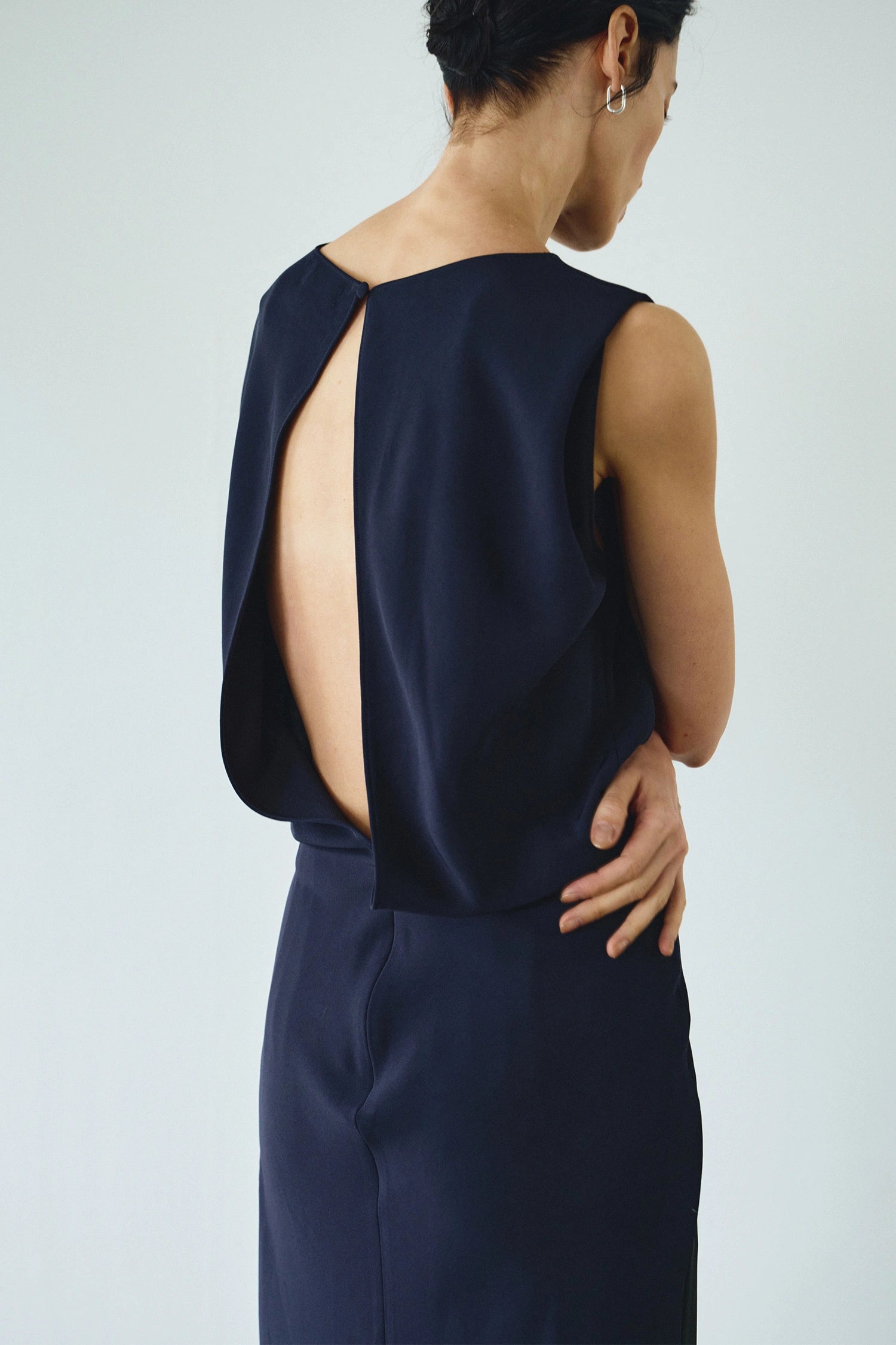 Vento Back Slit Top Navy