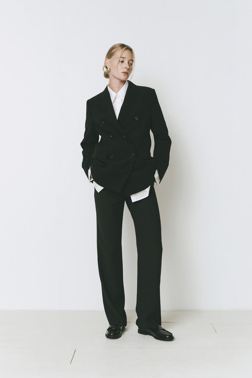 Rue Sophie Marché Blazer, black double-breasted blazer and trousers, oversized fit, minimalist fashion.