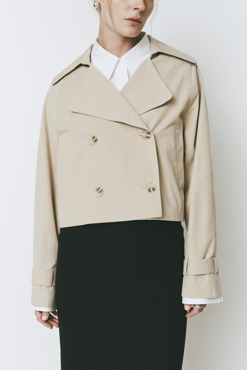 Honoré Cropped Trench Coat in beige, double-breasted with wide collar, modern women's fashion