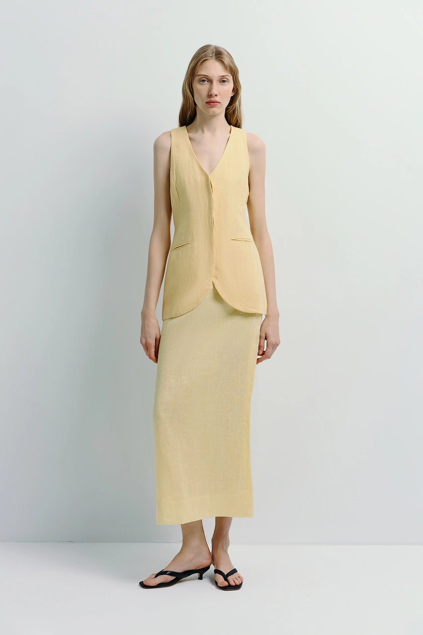 Adan Linen Vest and Skirt set in pale yellow. Modern woman attire, perfect for warm weather, Rue Sophie.