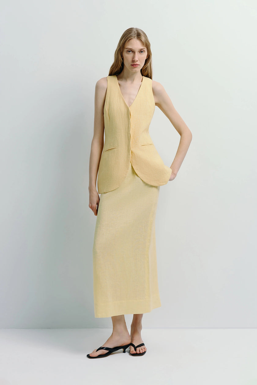 Adan Linen Vest and skirt set in pale yellow. Linen vest and skirt, perfect for warm weather styling.