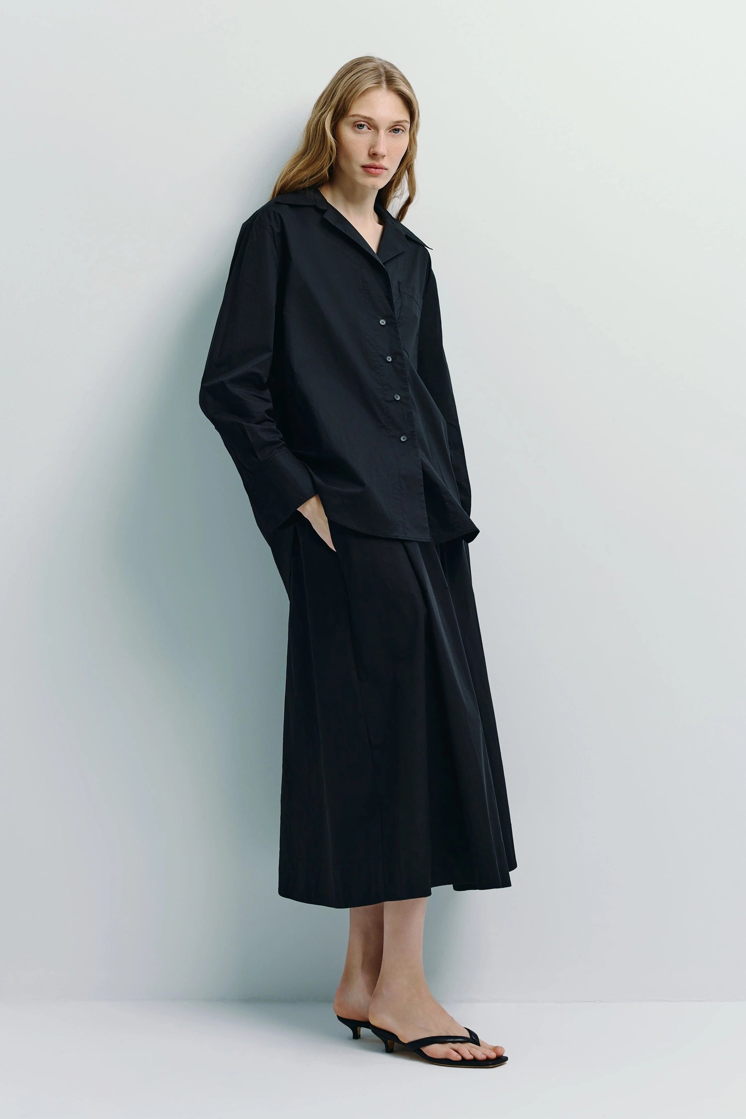 Andra Poplin Skirt Black