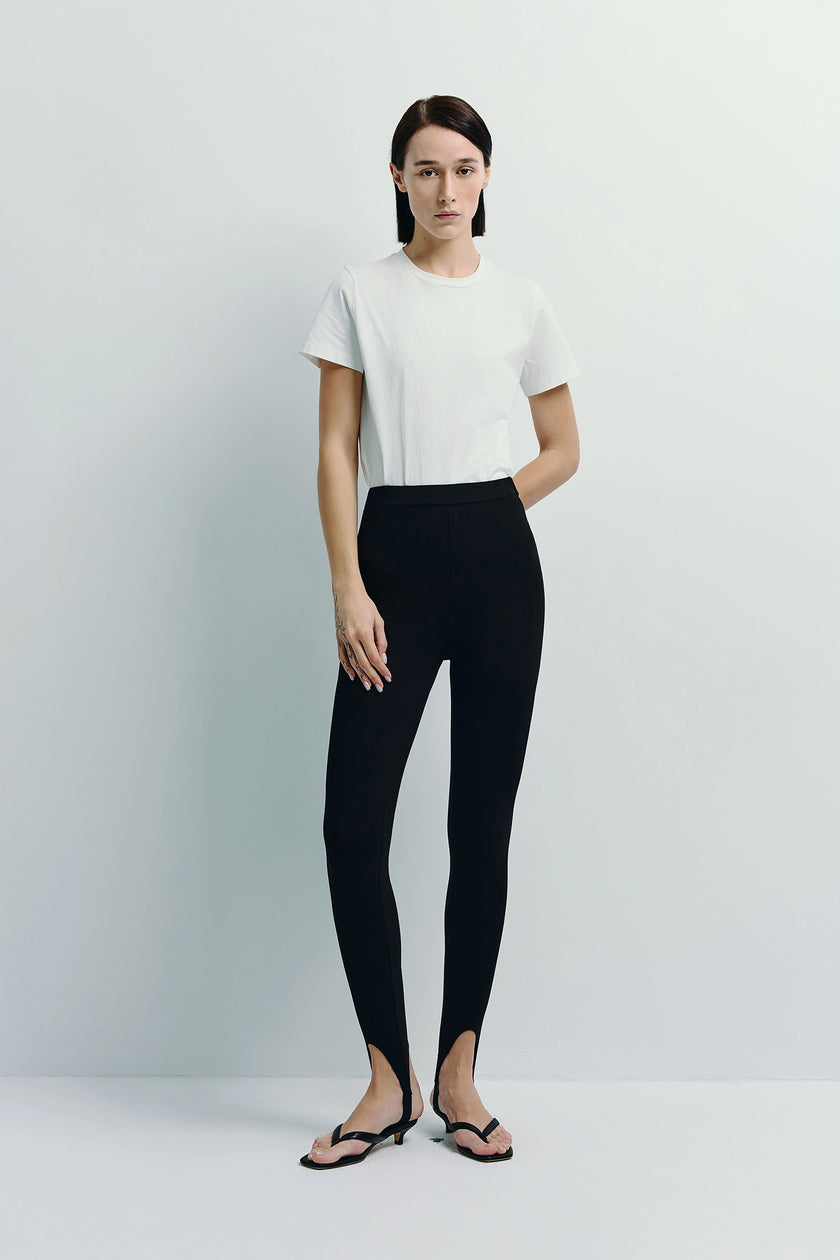 Argo Stirrup Leggings in black, sleek silhouette with stirrup detail