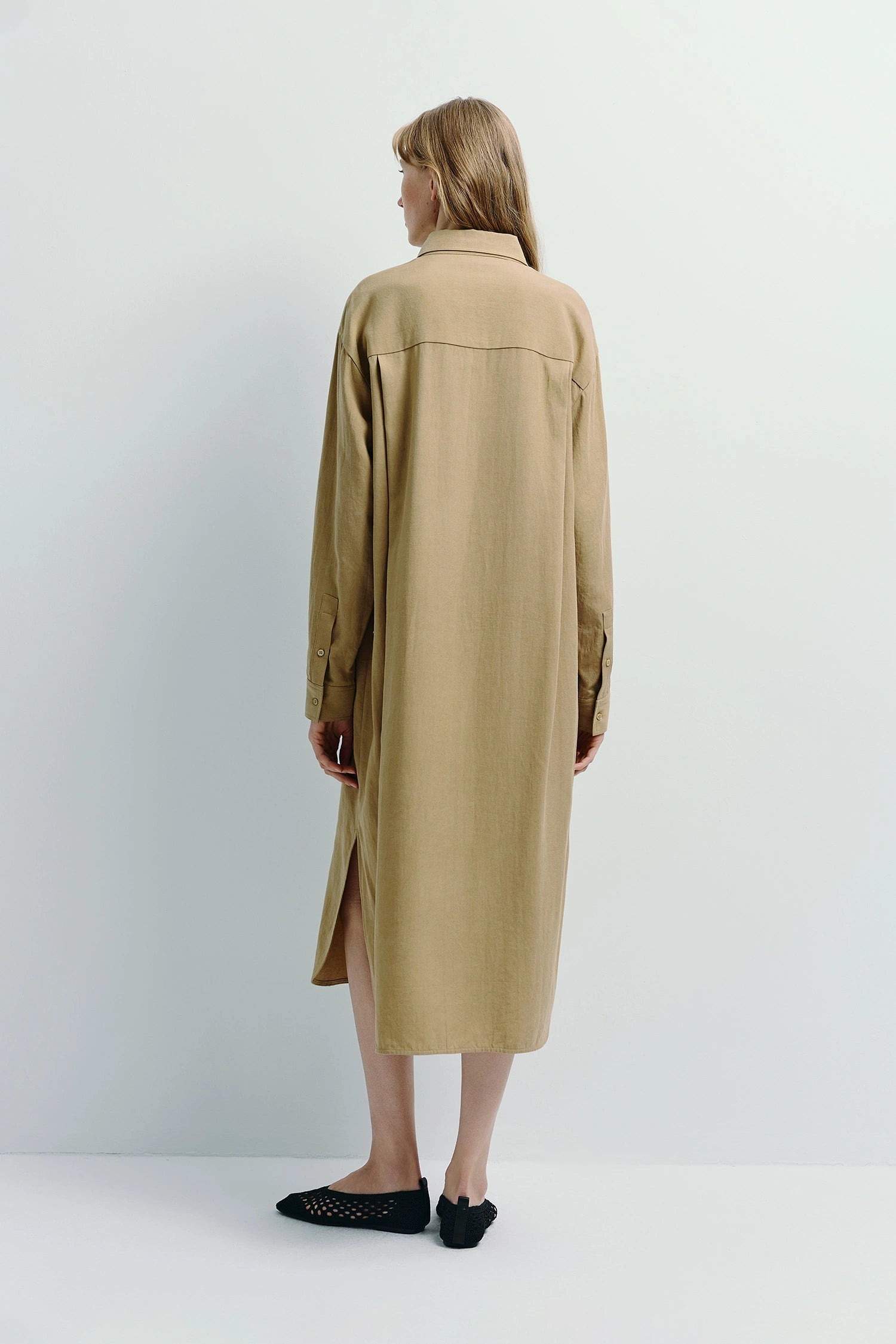 Carel Oversized Designer Shirt Dress | Flowy Silhouette & Textured Feel | Rue Sophie S / Khaki Carel Oversized Designer Shirt Dress | Flowy Silhouette & Textured Feel | Rue Sophie S / Khaki