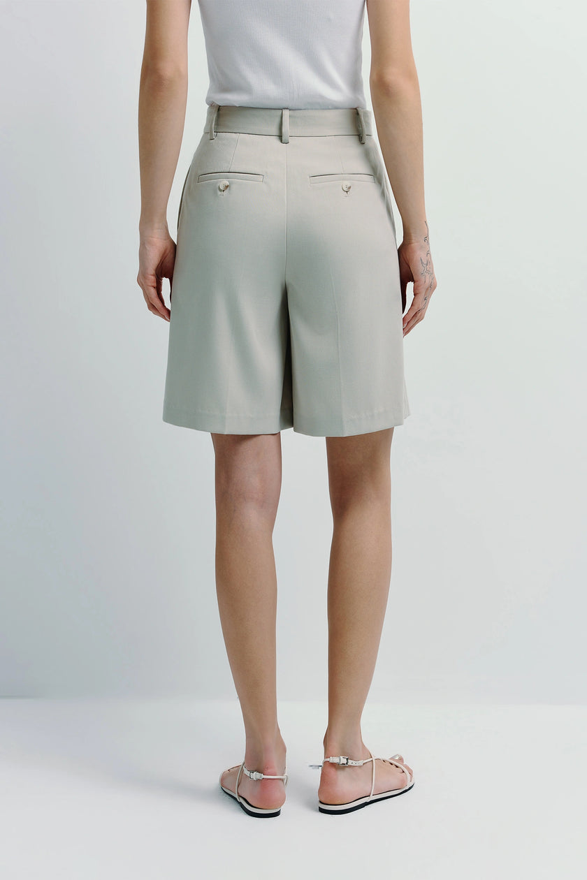 Beige Lela Bermuda shorts made from lyocell-rayon blend, regular fit, perfect for warmer outings.