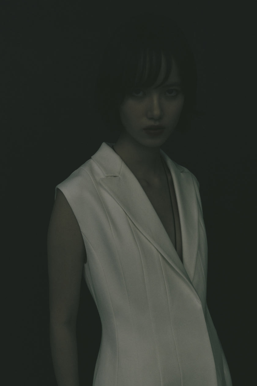 Odette Blazer Vest in white, minimalist design with wide collar, Rue Sophie