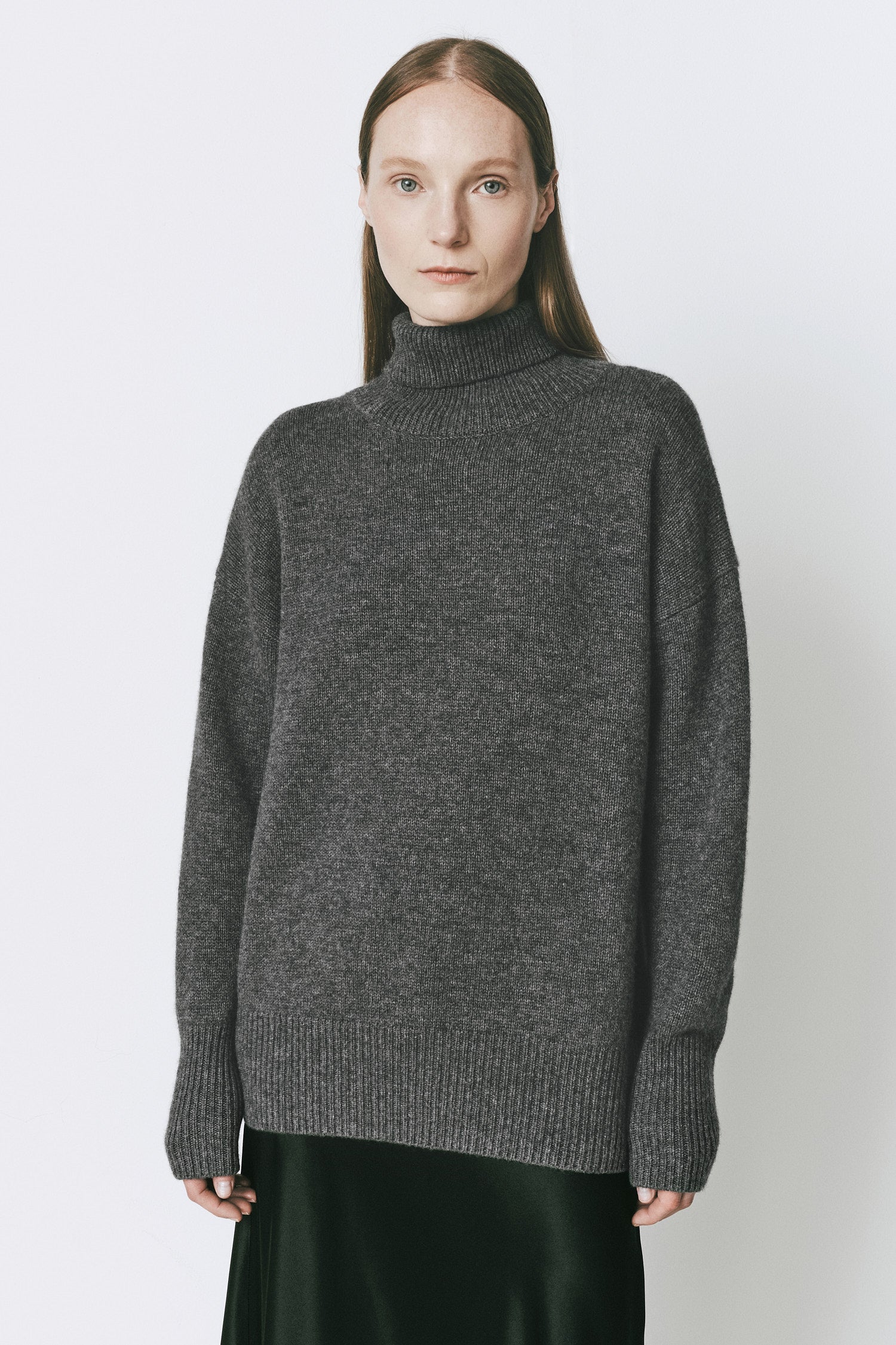 Rue Sophie Garches Turleneck Sweater grey