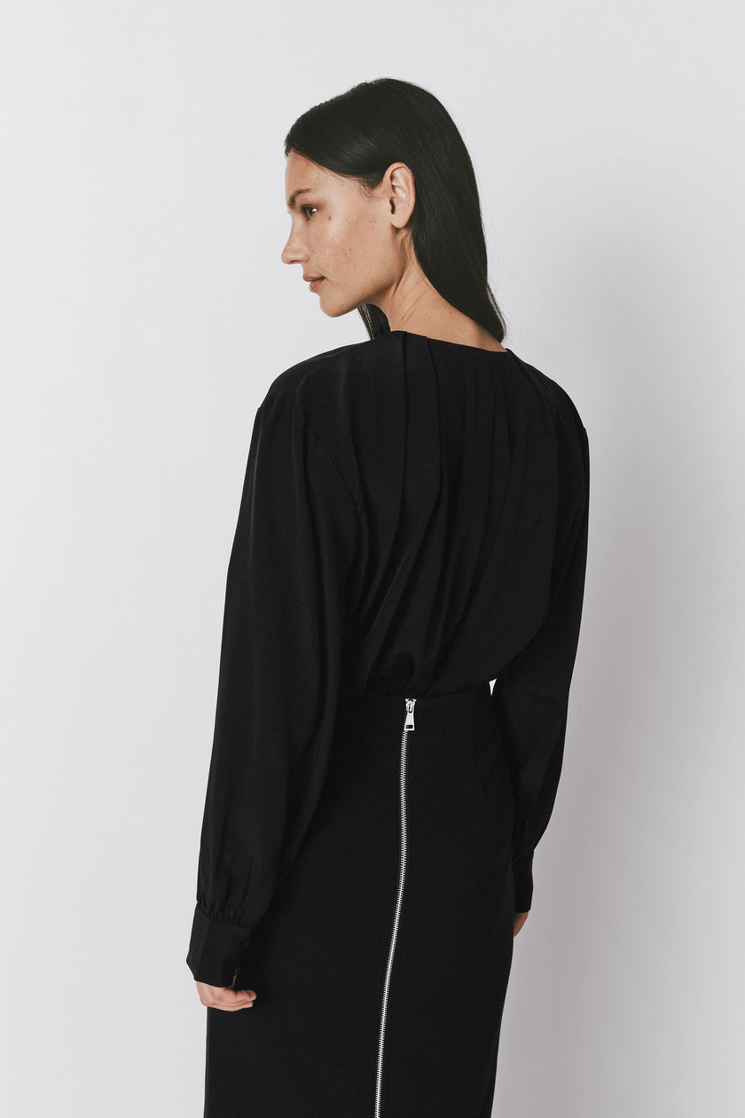 Lucille Silk Top in Black. Silk top with long sleeves and zipper detail, Rue Sophie.