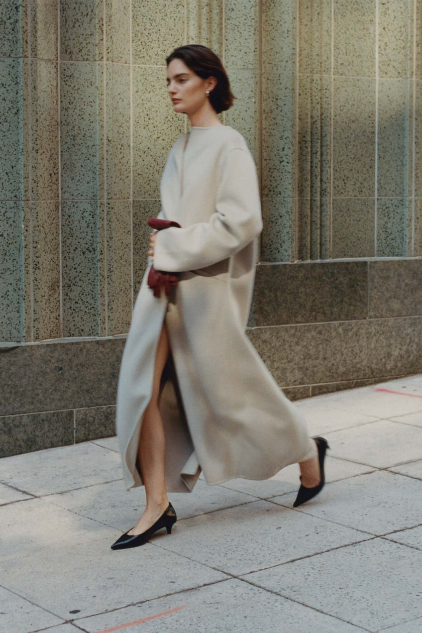 Mathé Double-Faced Coat, beige wool-cashmere blend, winter style, oversized fit, urban setting