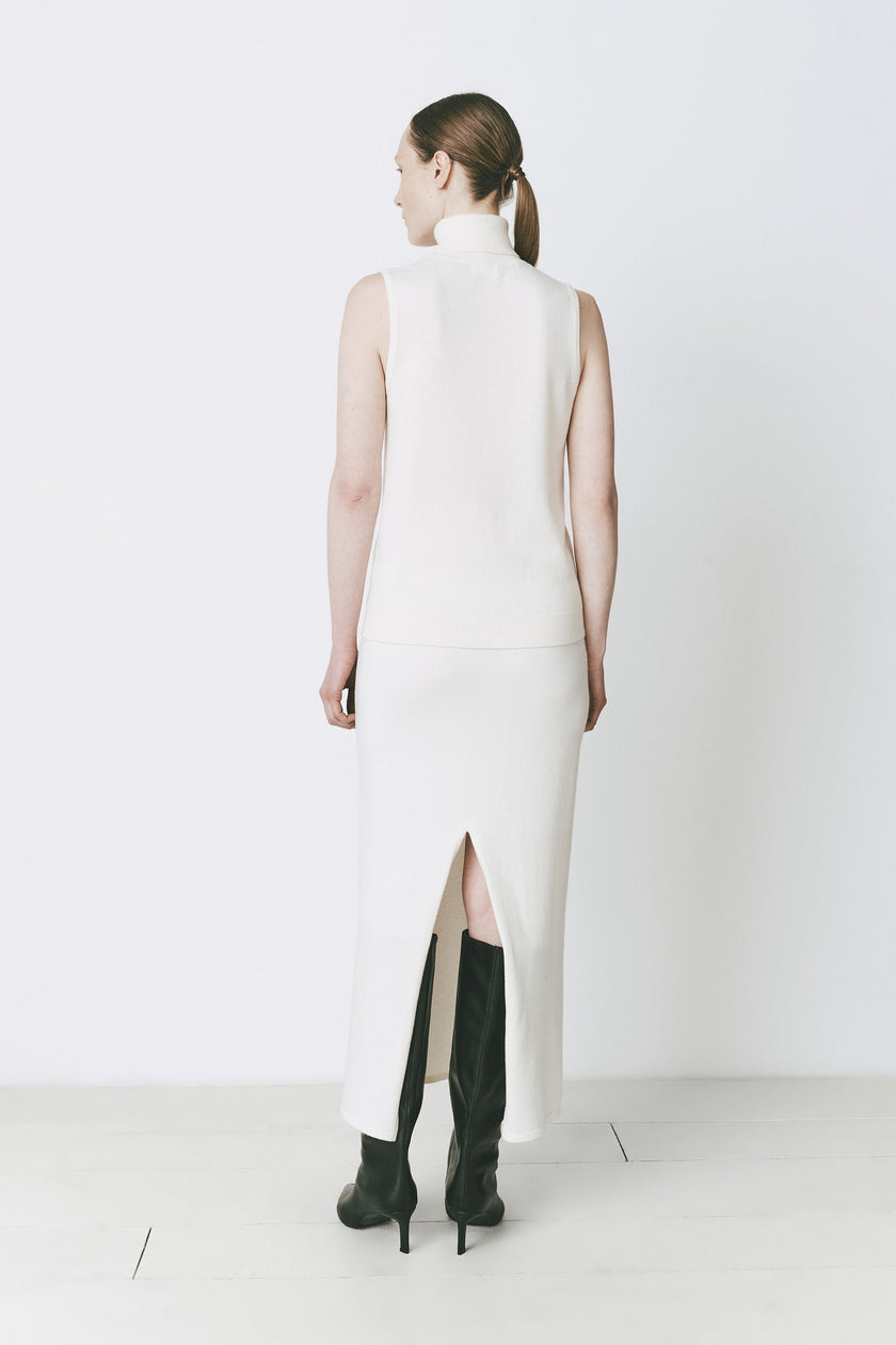 Versailles S/L Turtleneck Sweater Knit Top and skirt in glacier. Wool-cashmere blend, slim fit for fall.