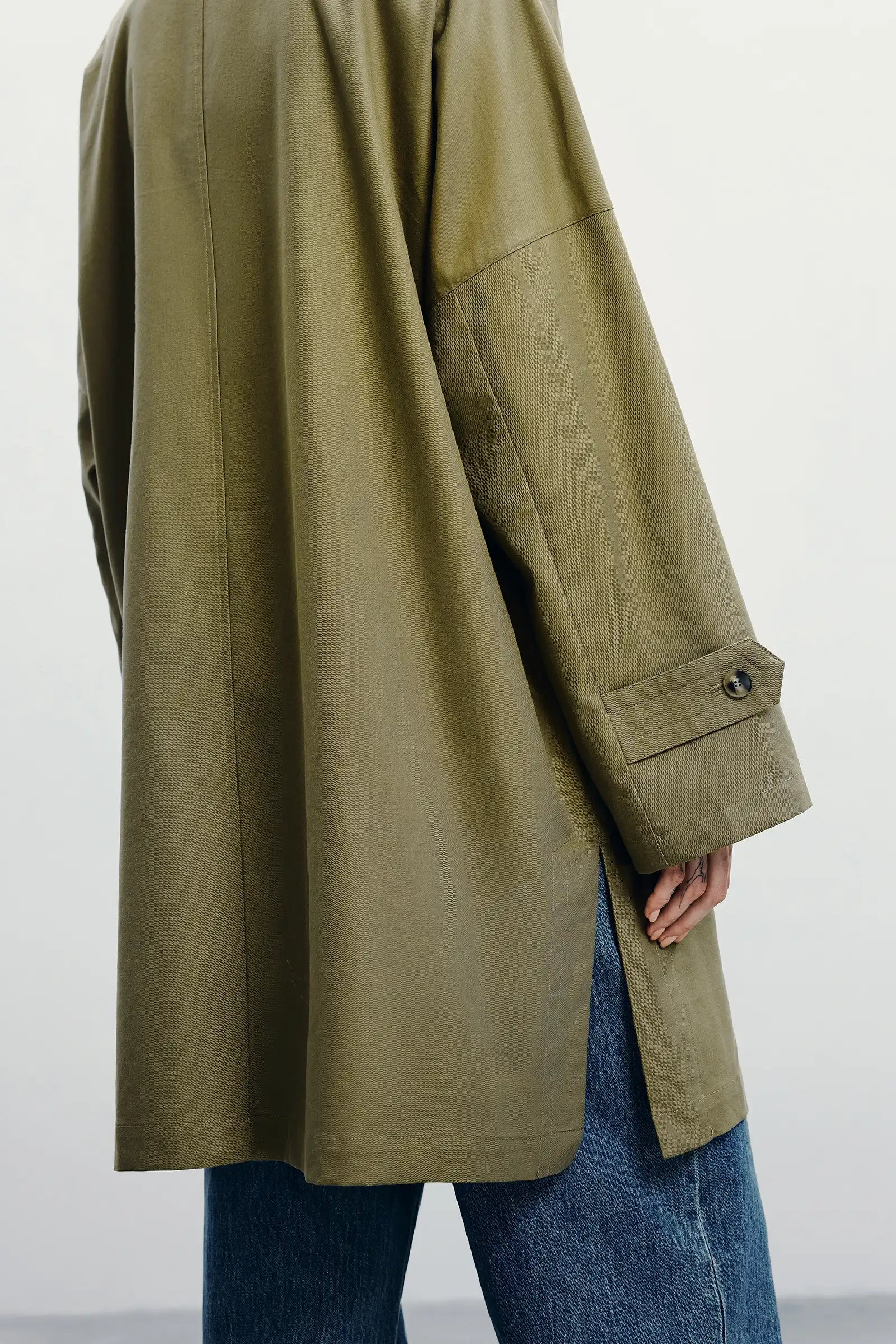 Provenance Oversized Jacket in Olive