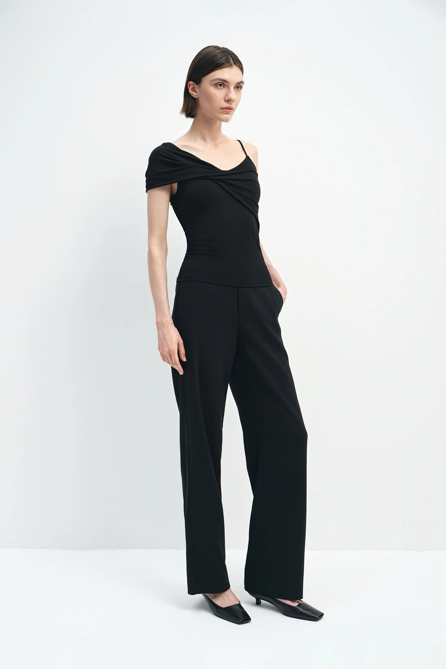 Elin Cinched Waist Pant Black