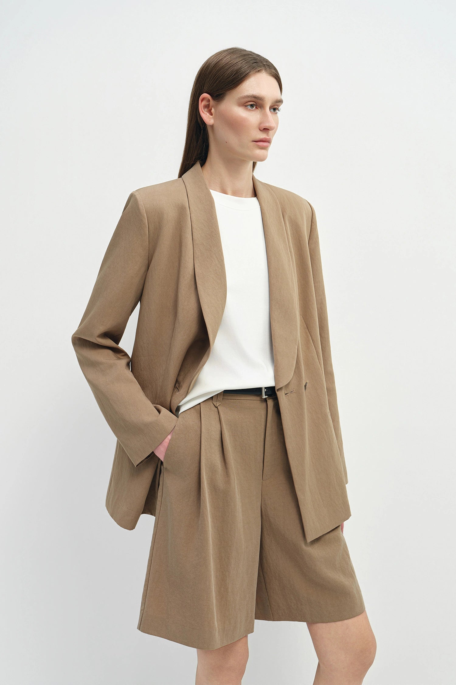 Yana Arrow Belt Loop Bermuda Khaki