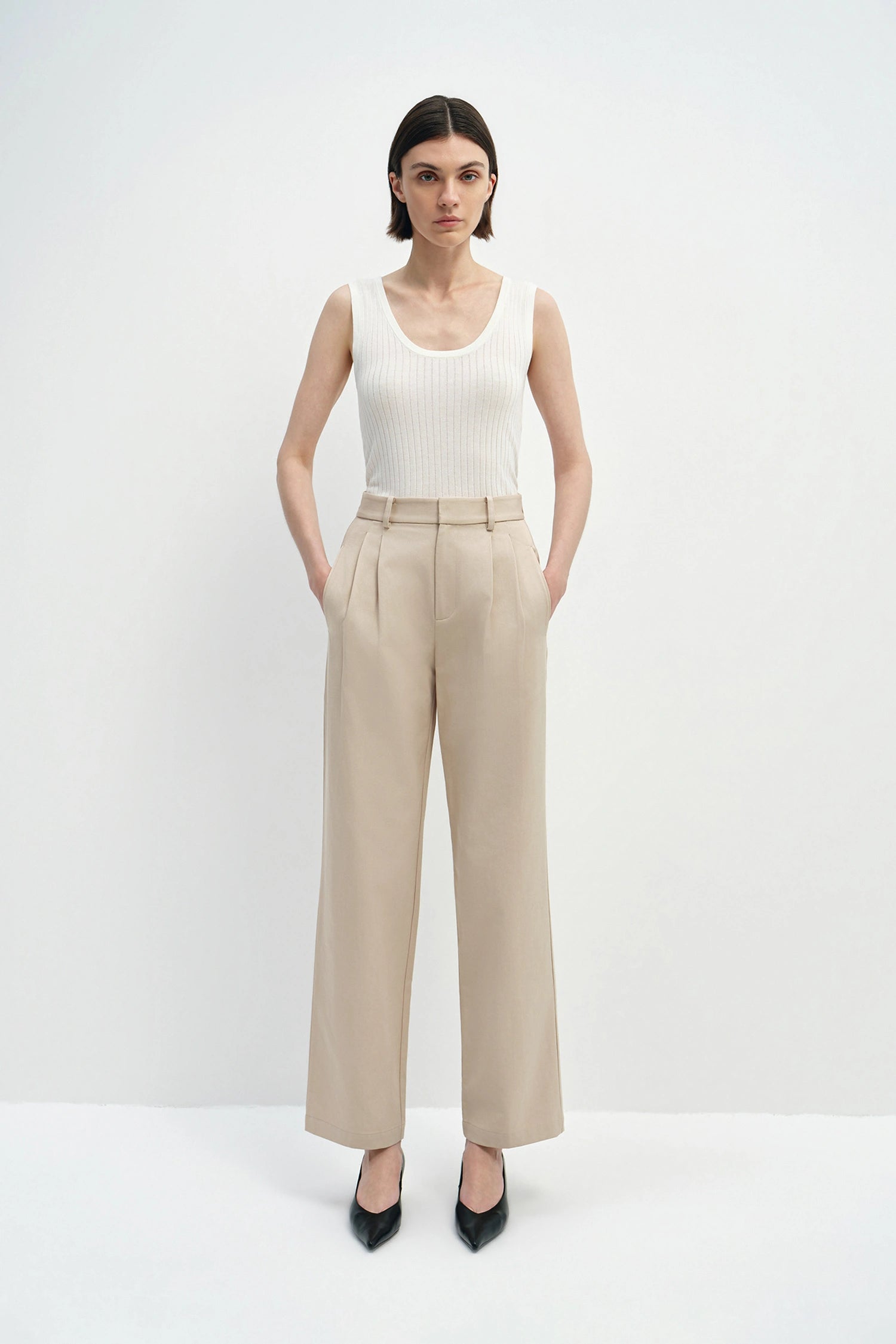 Elowen Pleat Front Twill Pant Sand
