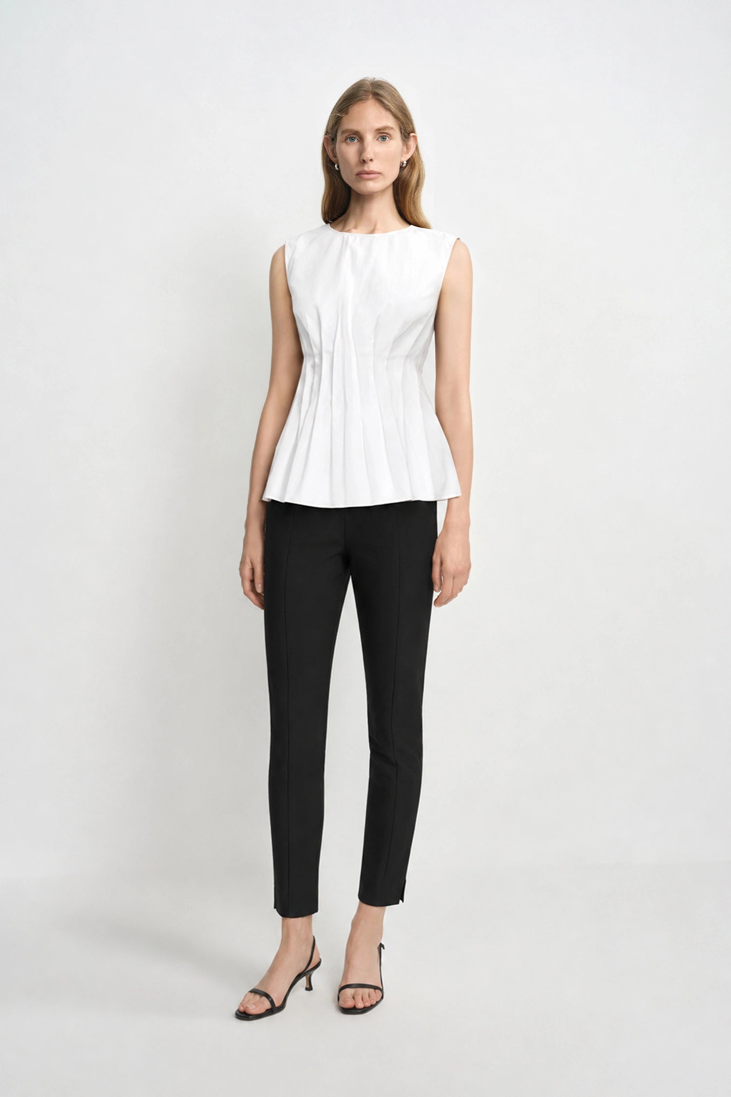 Romy Cropped Pant