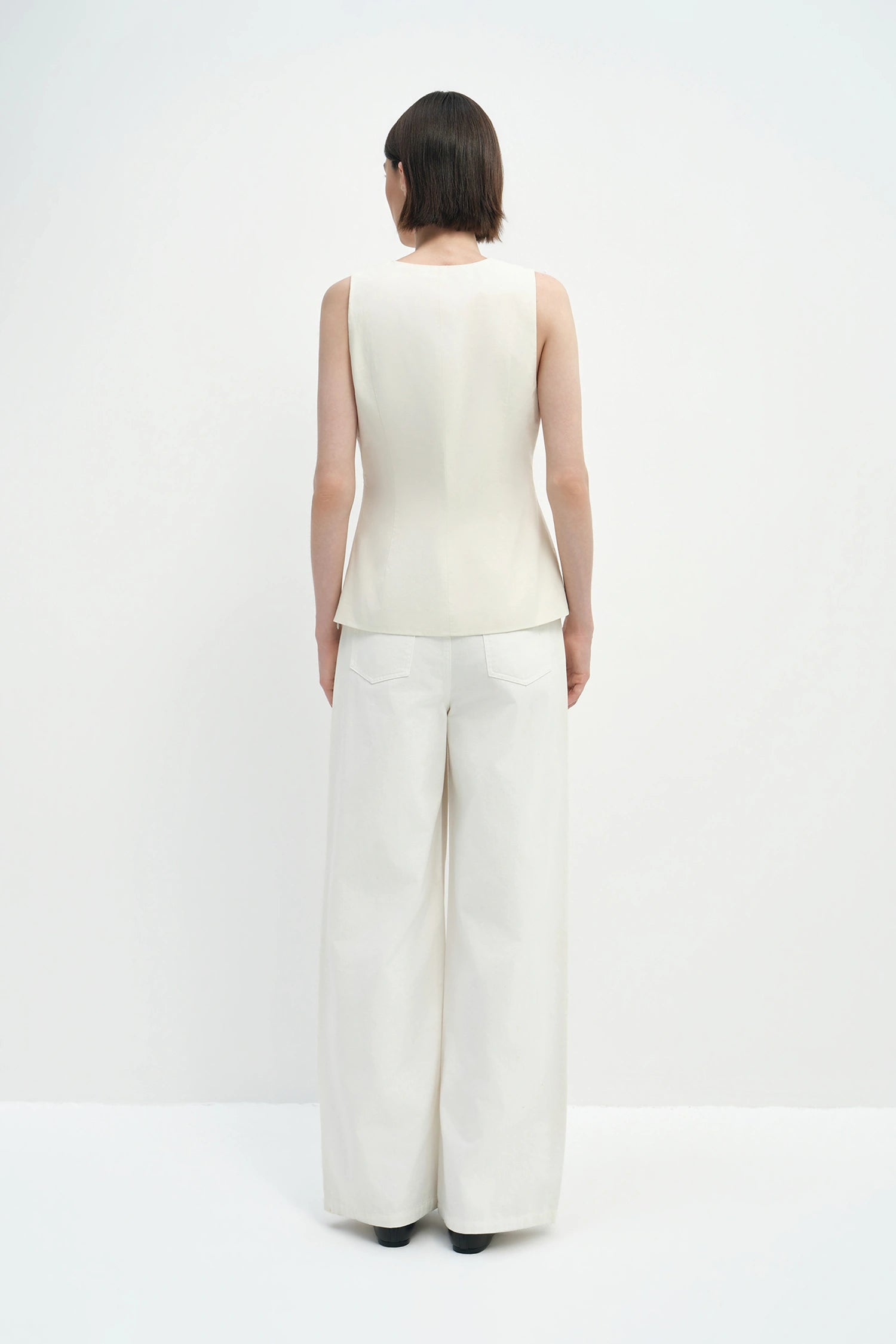 Sora V-Neck Top Egret