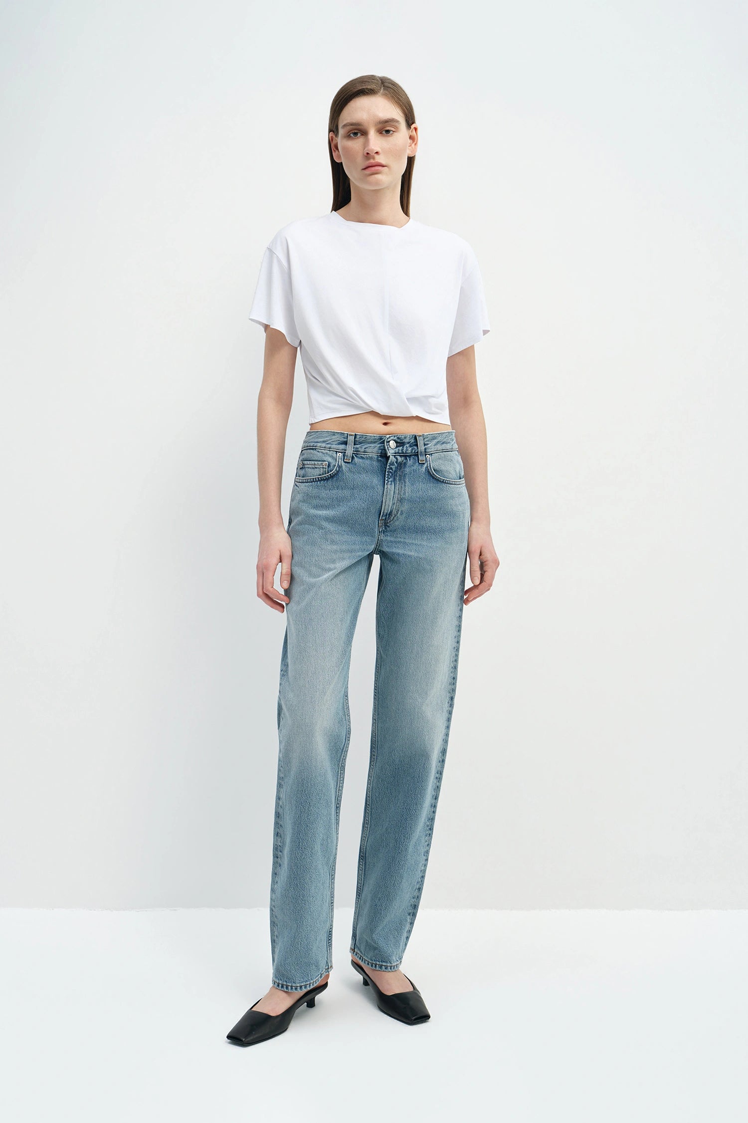 Aveline Twist Center Front Top White