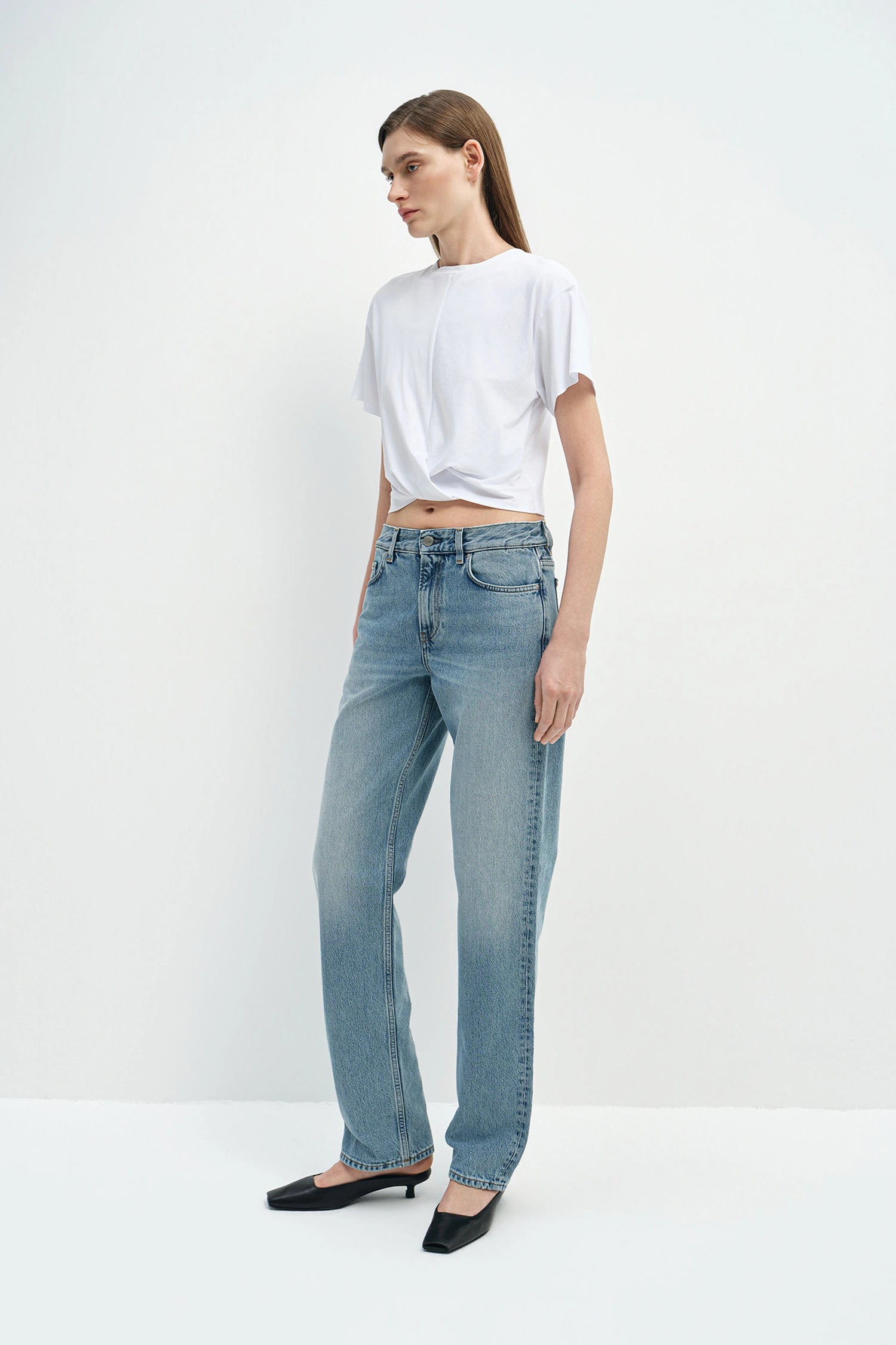 Aveline Twist Center Front Top White