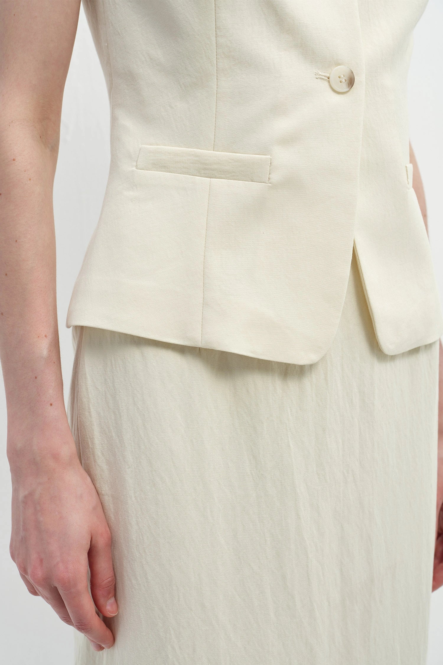 Elira Button Front Vest Egret