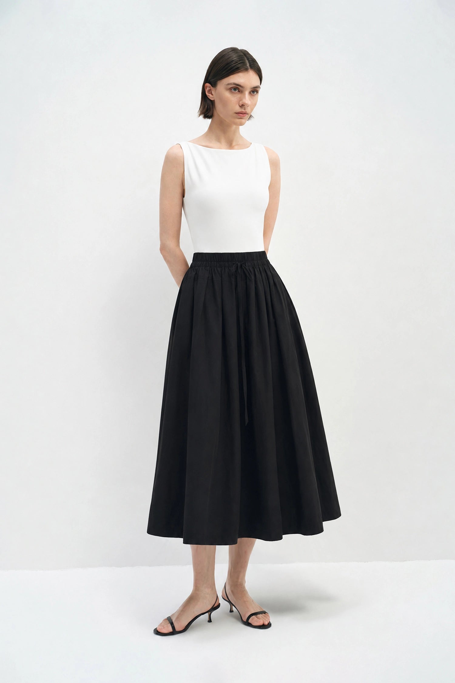 Panier Drawstring Waist Pleated Skirt