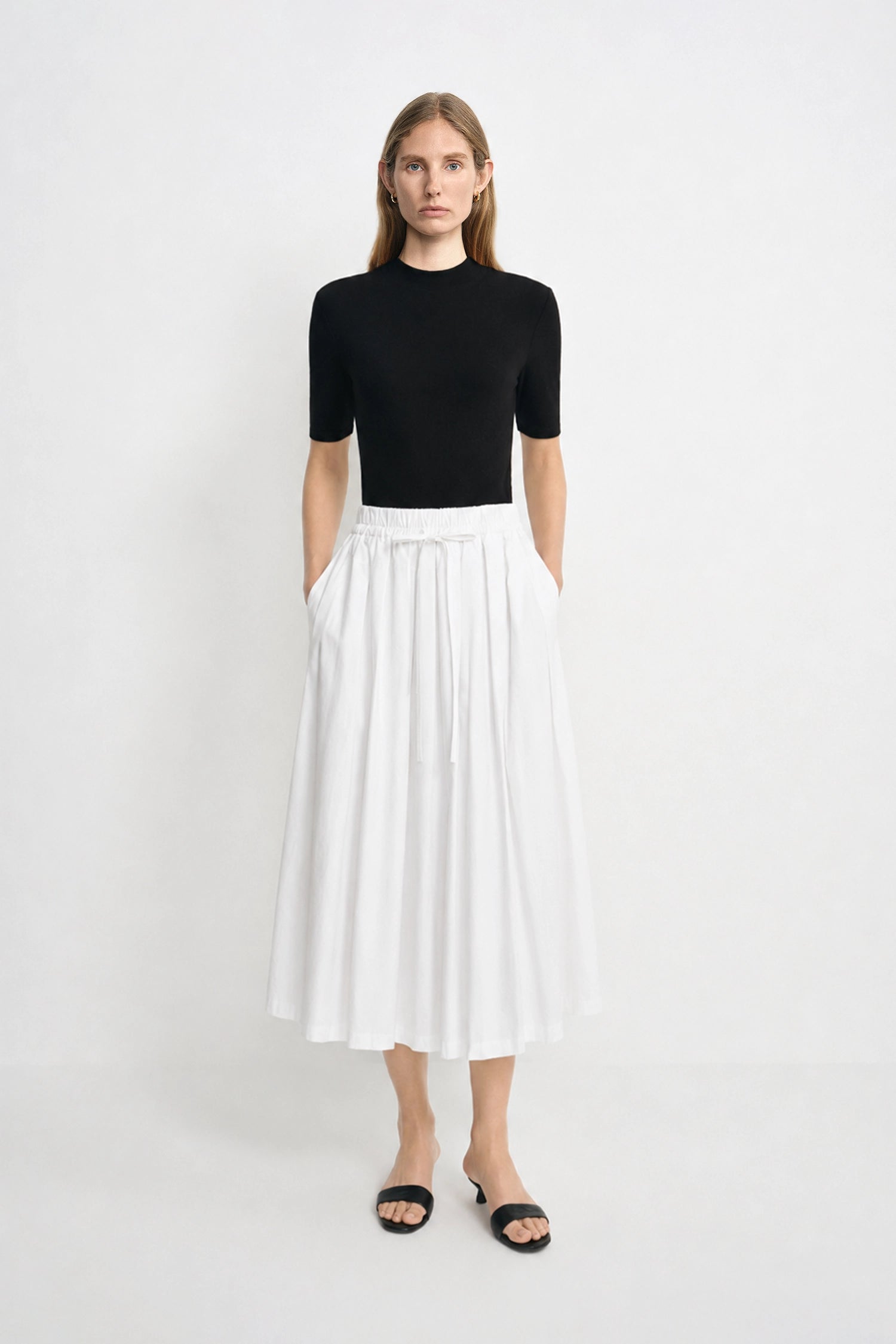 Panier Drawstring Waist Pleated Skirt
