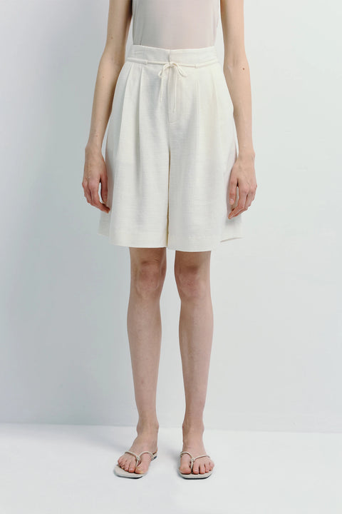 Arc Tie Waist Short White