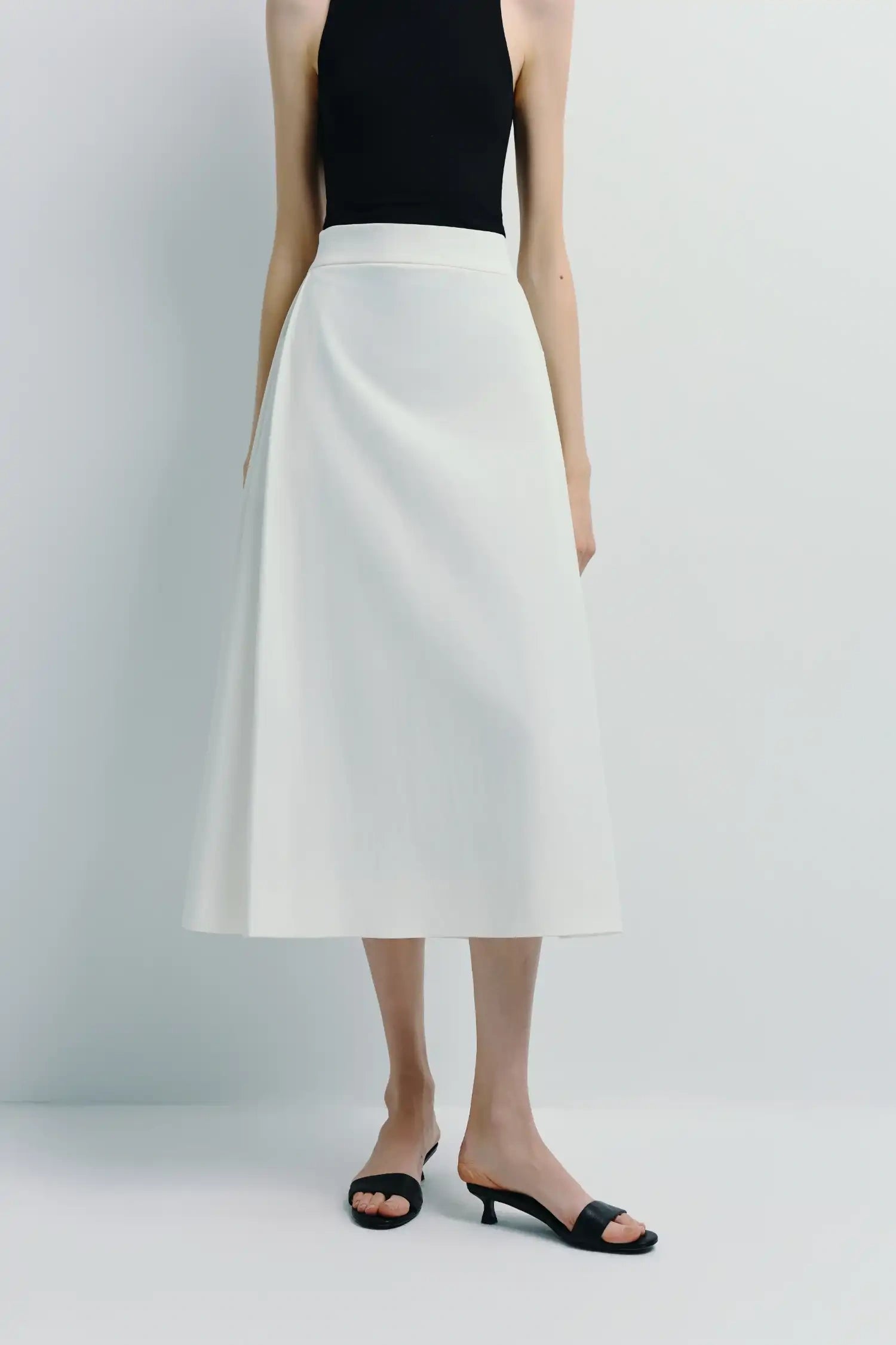 Orléans Pocket Pleat Skirt White