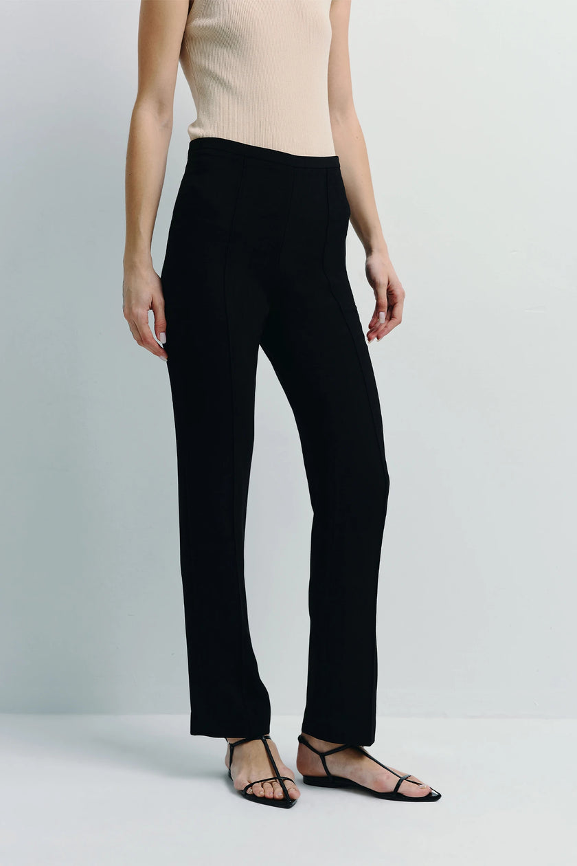 Black Coupe Tapered Leg Slim Pant, tailored fit, slim leg, paired with a neutral top