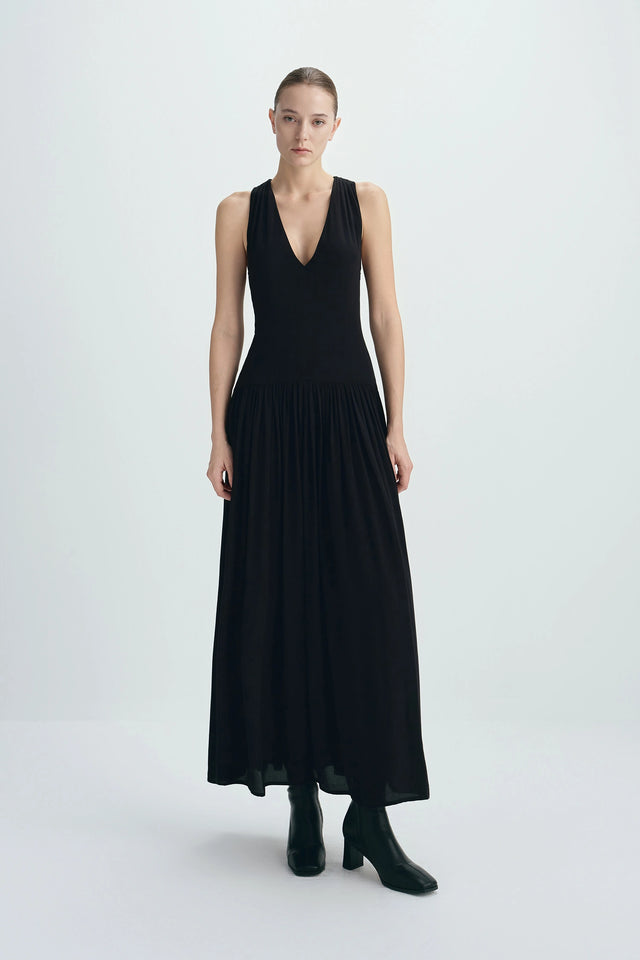 Gisele Deep V-Neck Maxi Dress Black