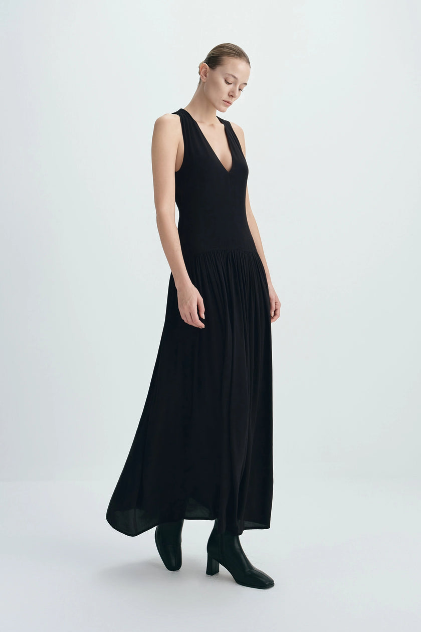 Gisele Deep V-Neck Maxi Dress Black