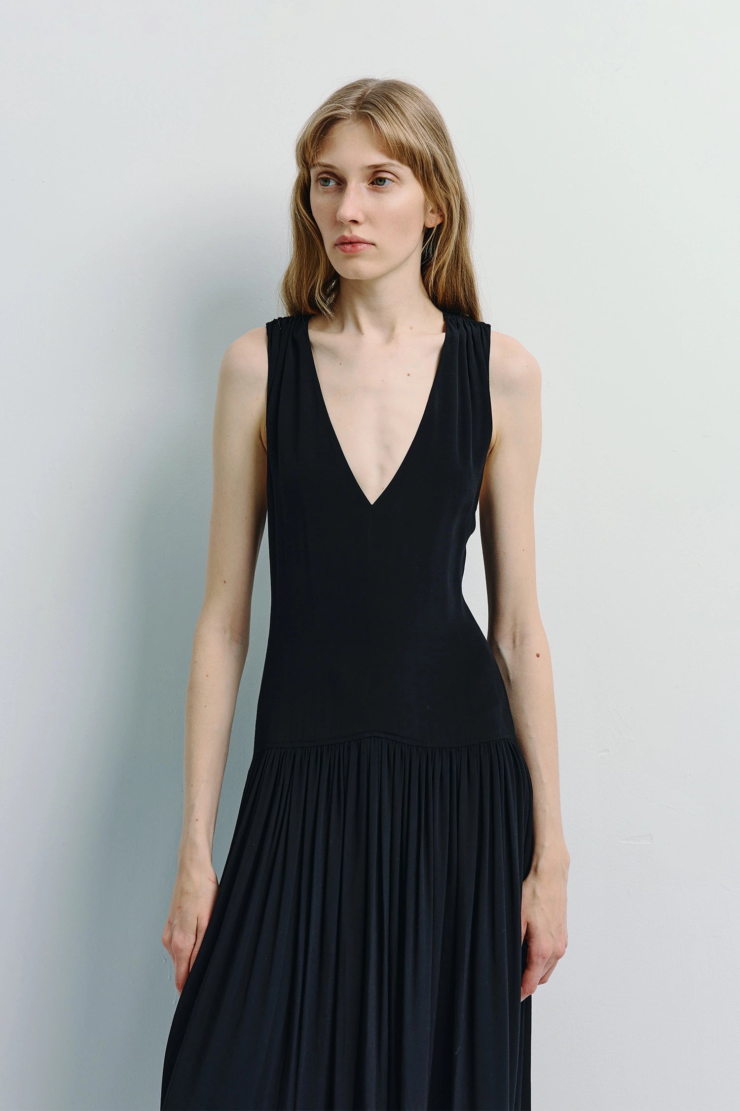Gisele Deep V-Neck Maxi Dress Black