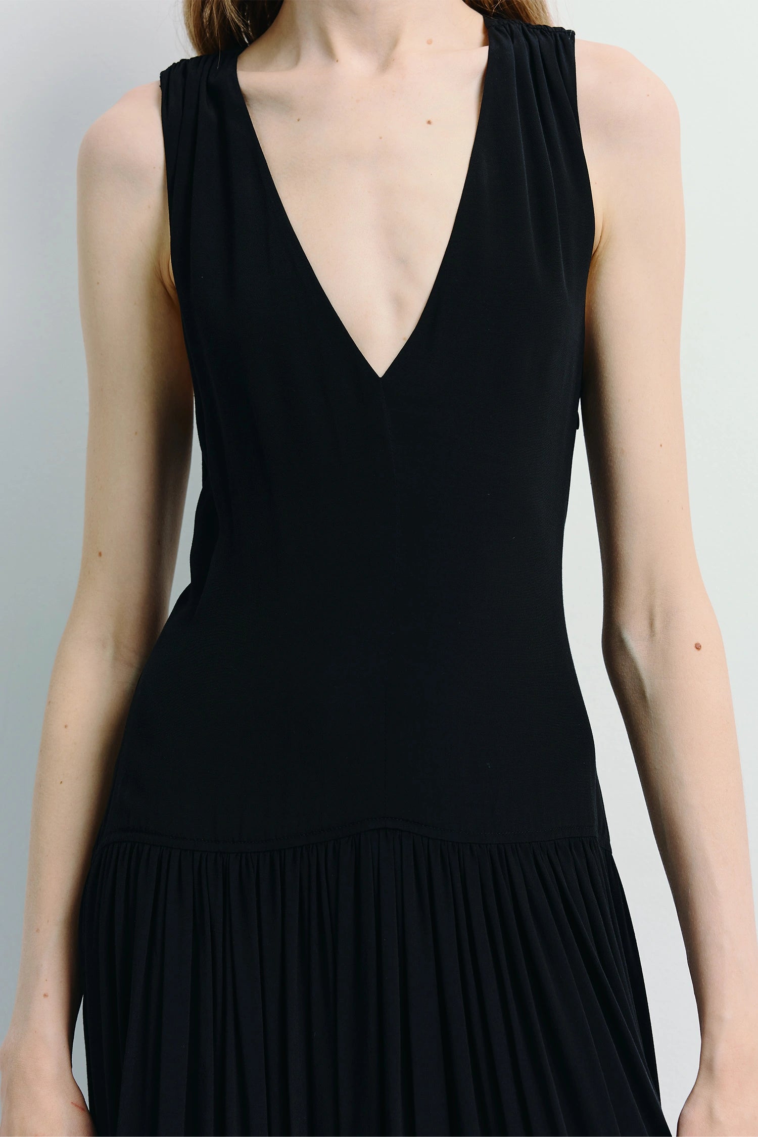Gisele Deep V-Neck Maxi Dress Black