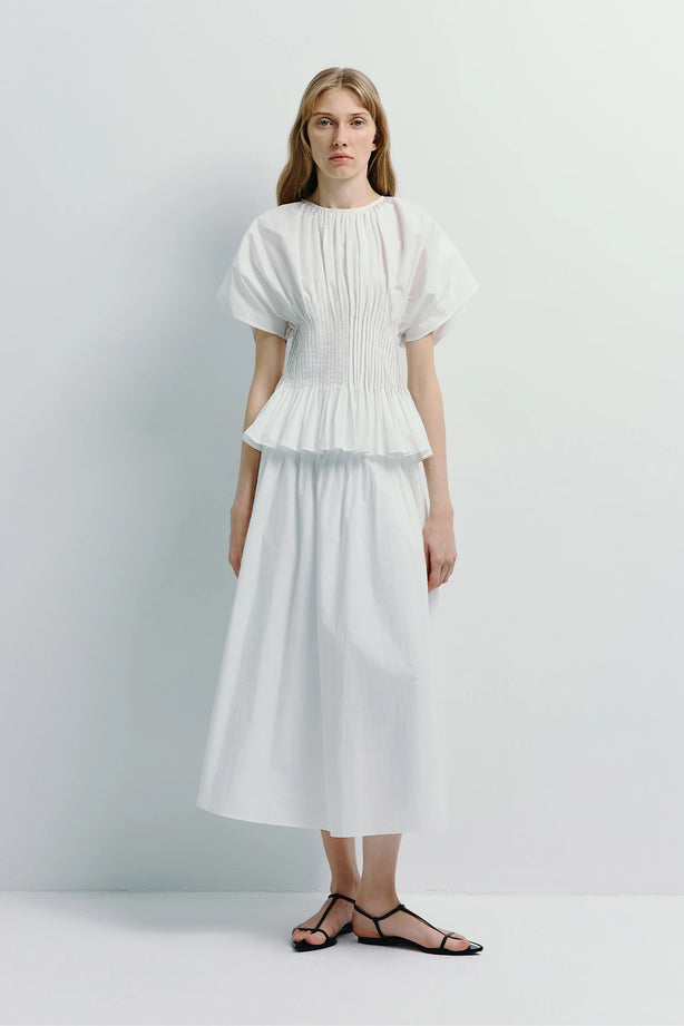 Piquenique Pintuck Shirt white cotton shirt with pintuck details. A modern-day elegant look.