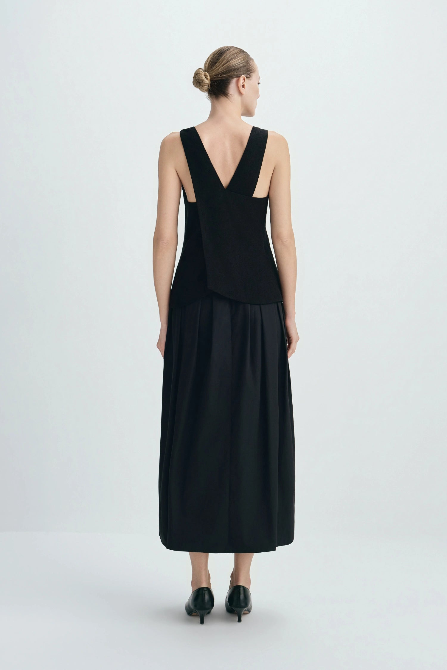 Carré High Square Neck Top-Black