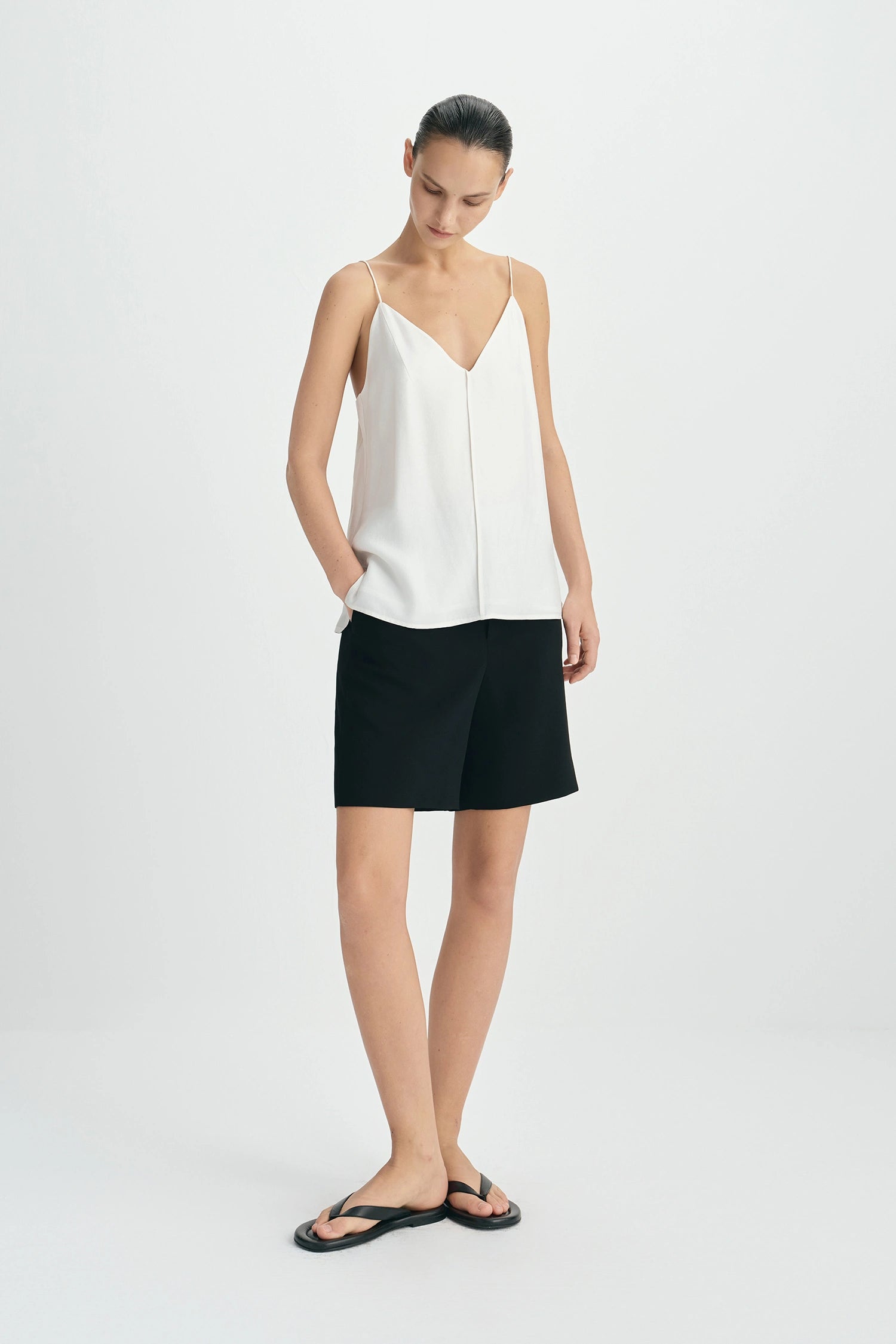 Astrielle Contrast Waistband Short Black