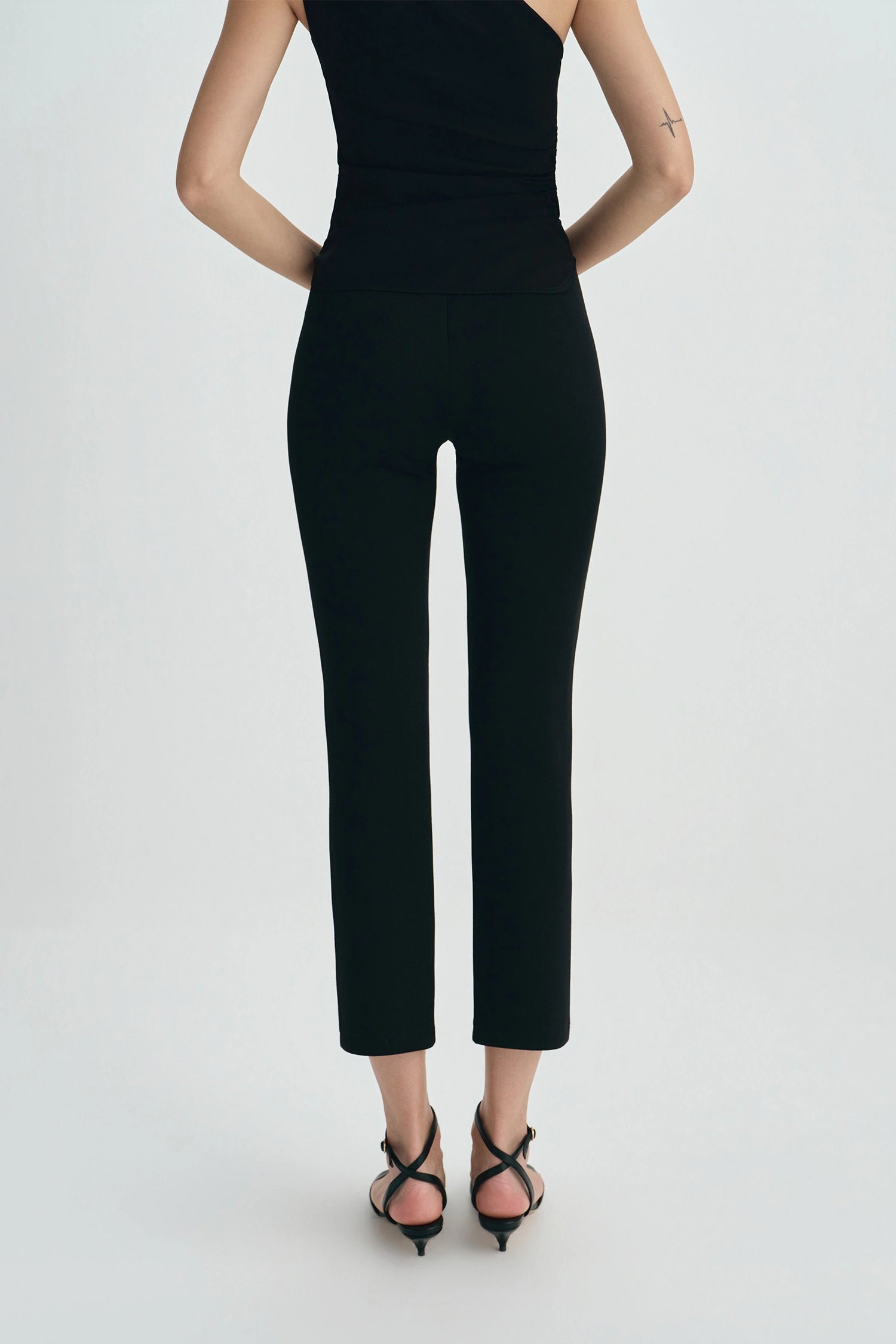 Alba Cropped Slim Pant Black