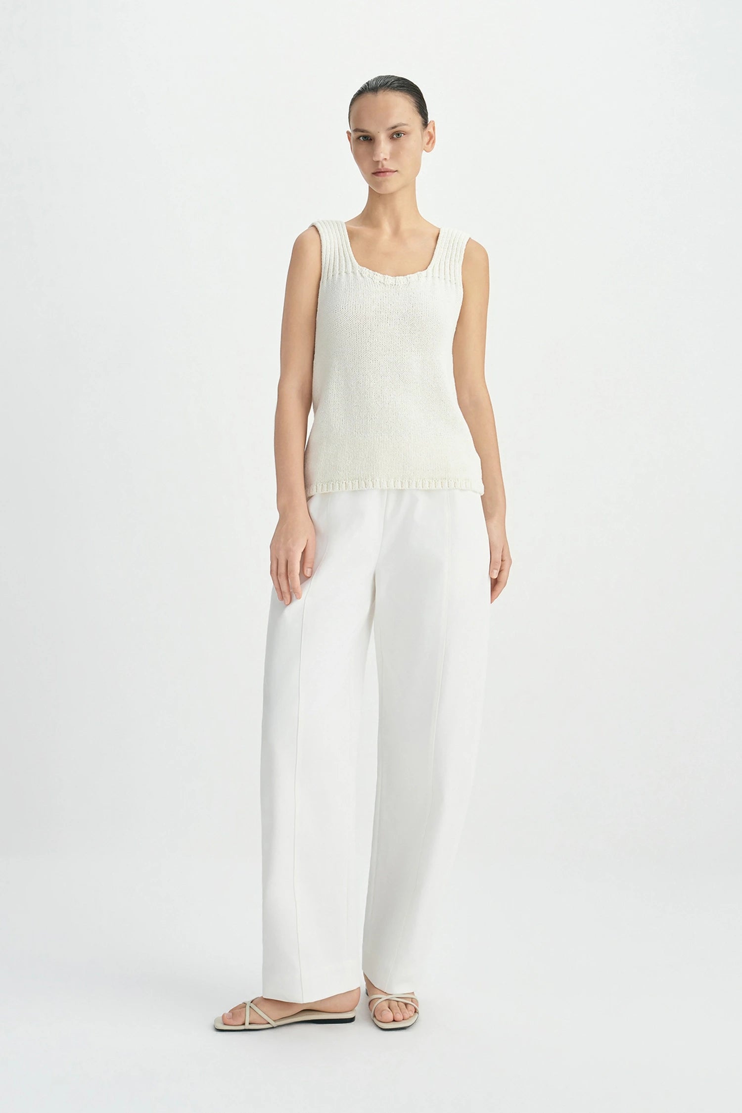 Veyra Barrel Pant