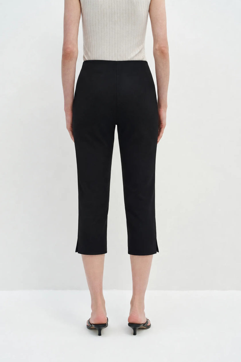 Margot Knit Capri Pant