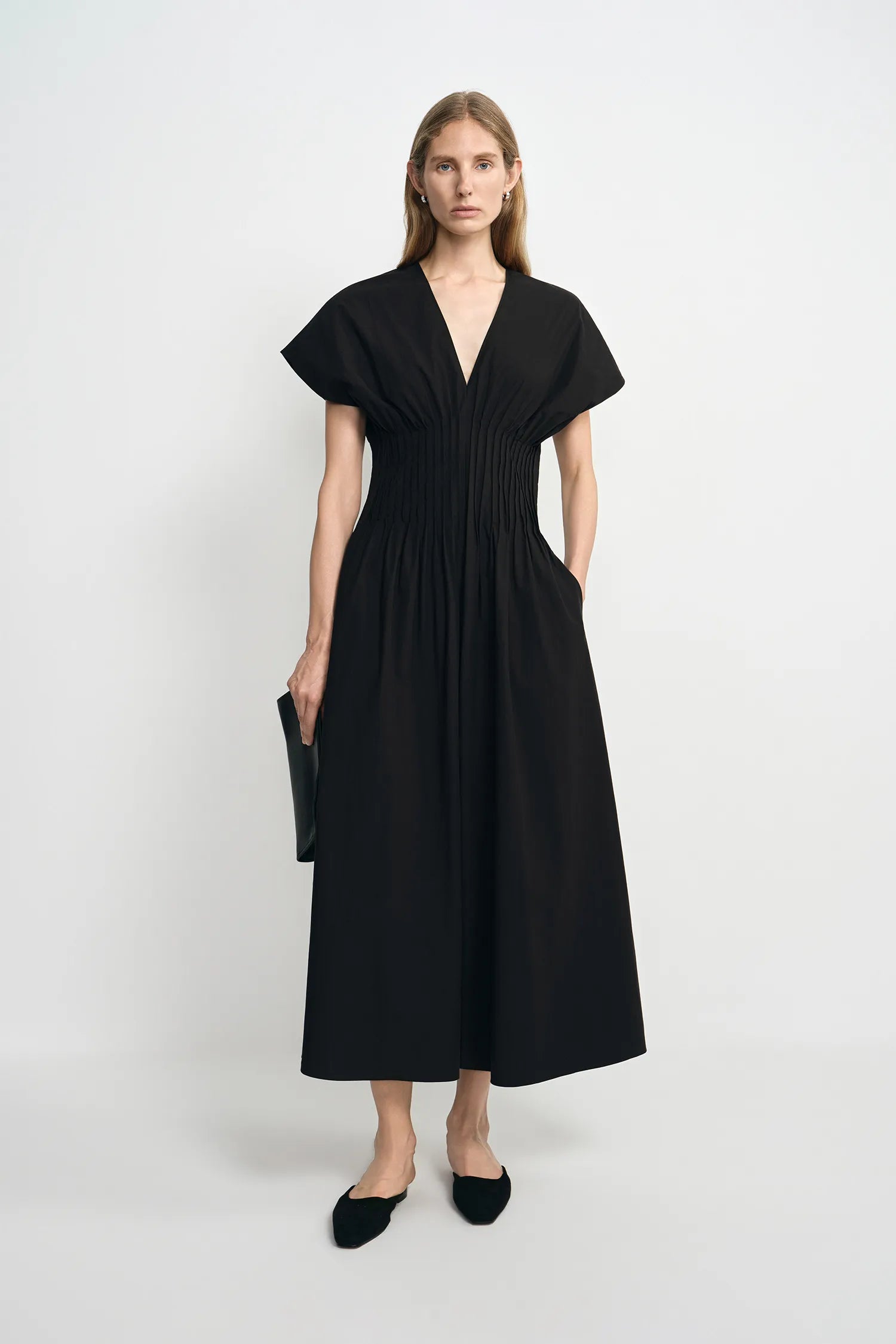 Piquenique Pintuck V-Neck Dress