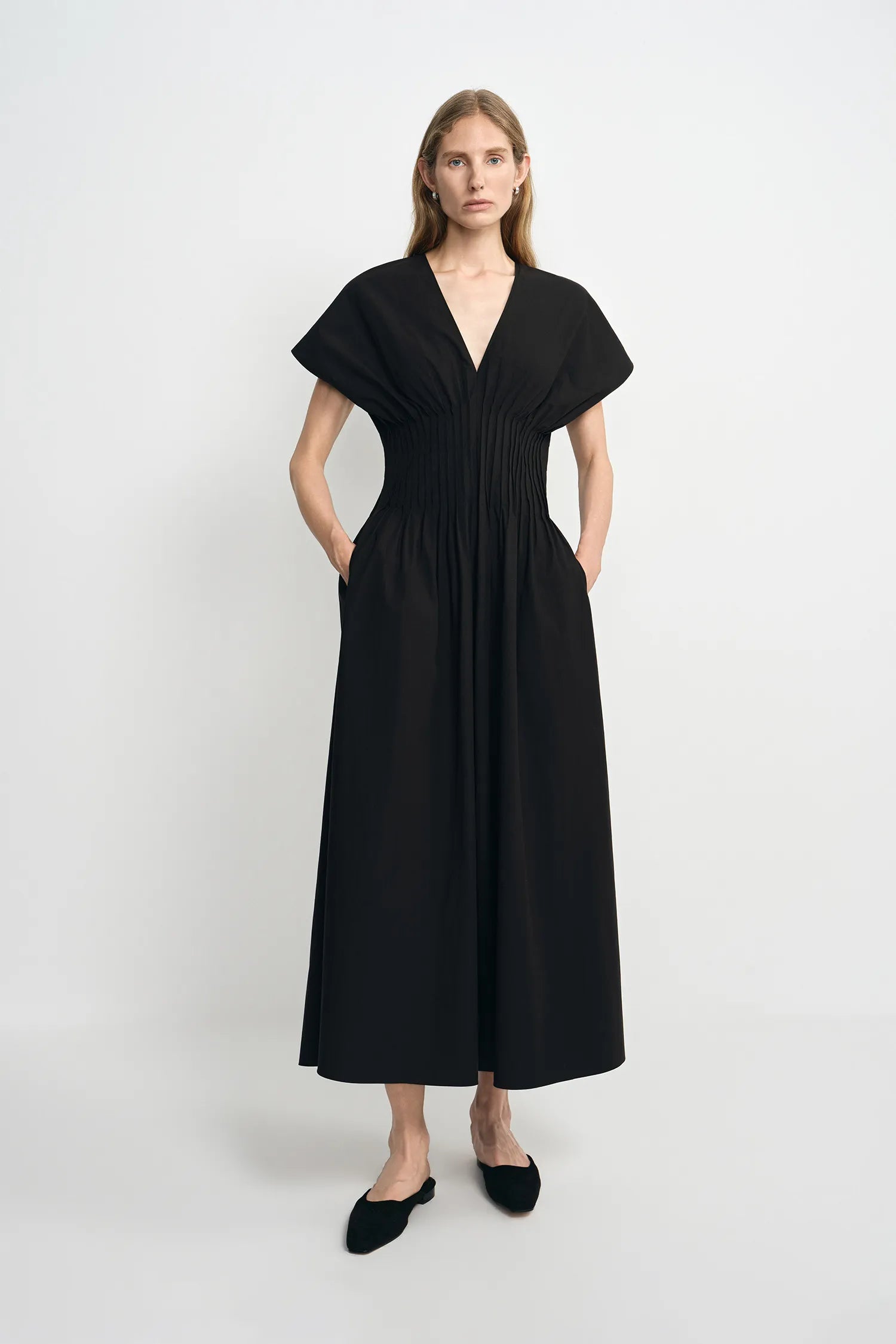 Piquenique Pintuck V-Neck Dress