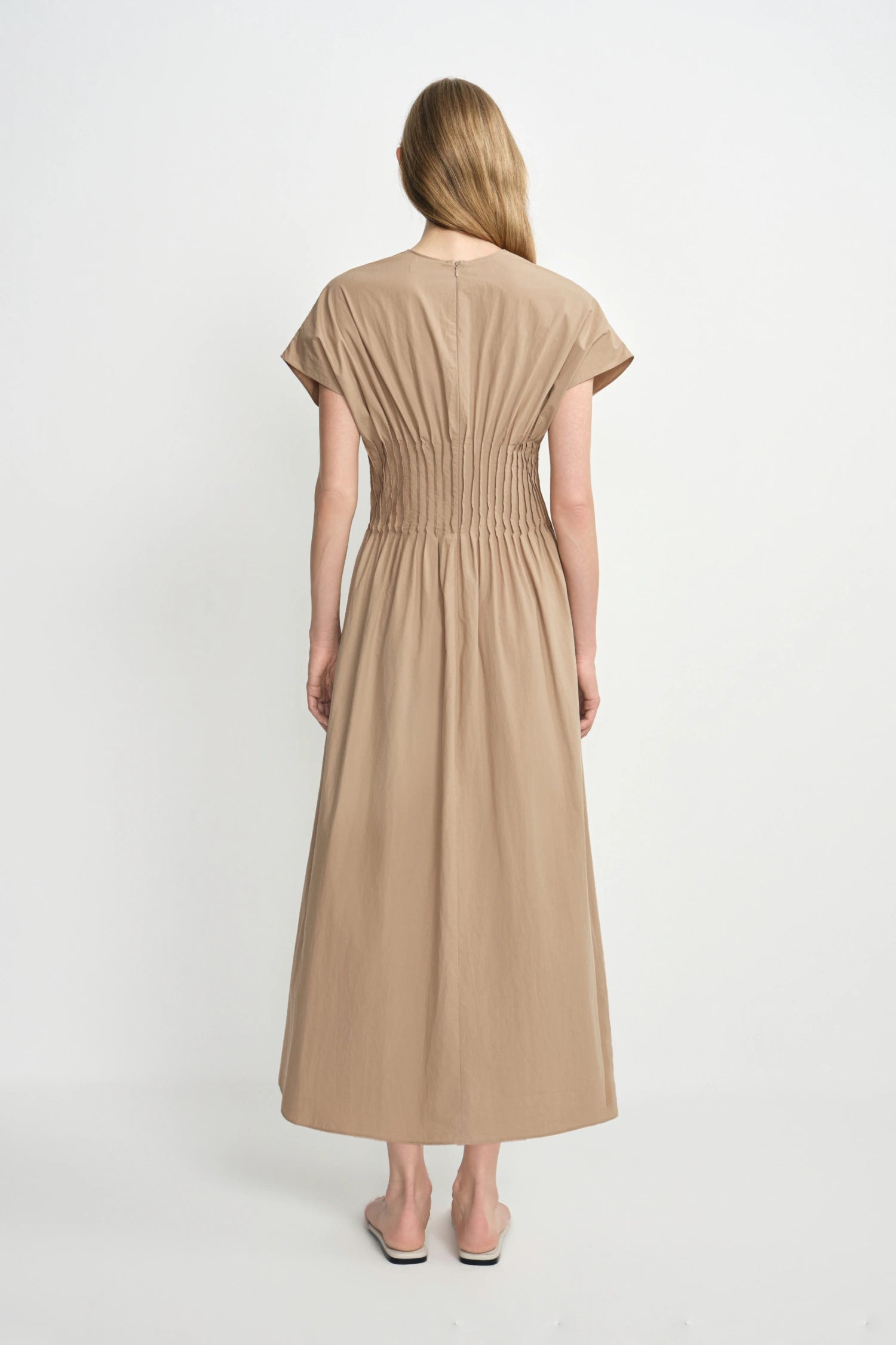Piquenique Pintuck V-Neck Dress