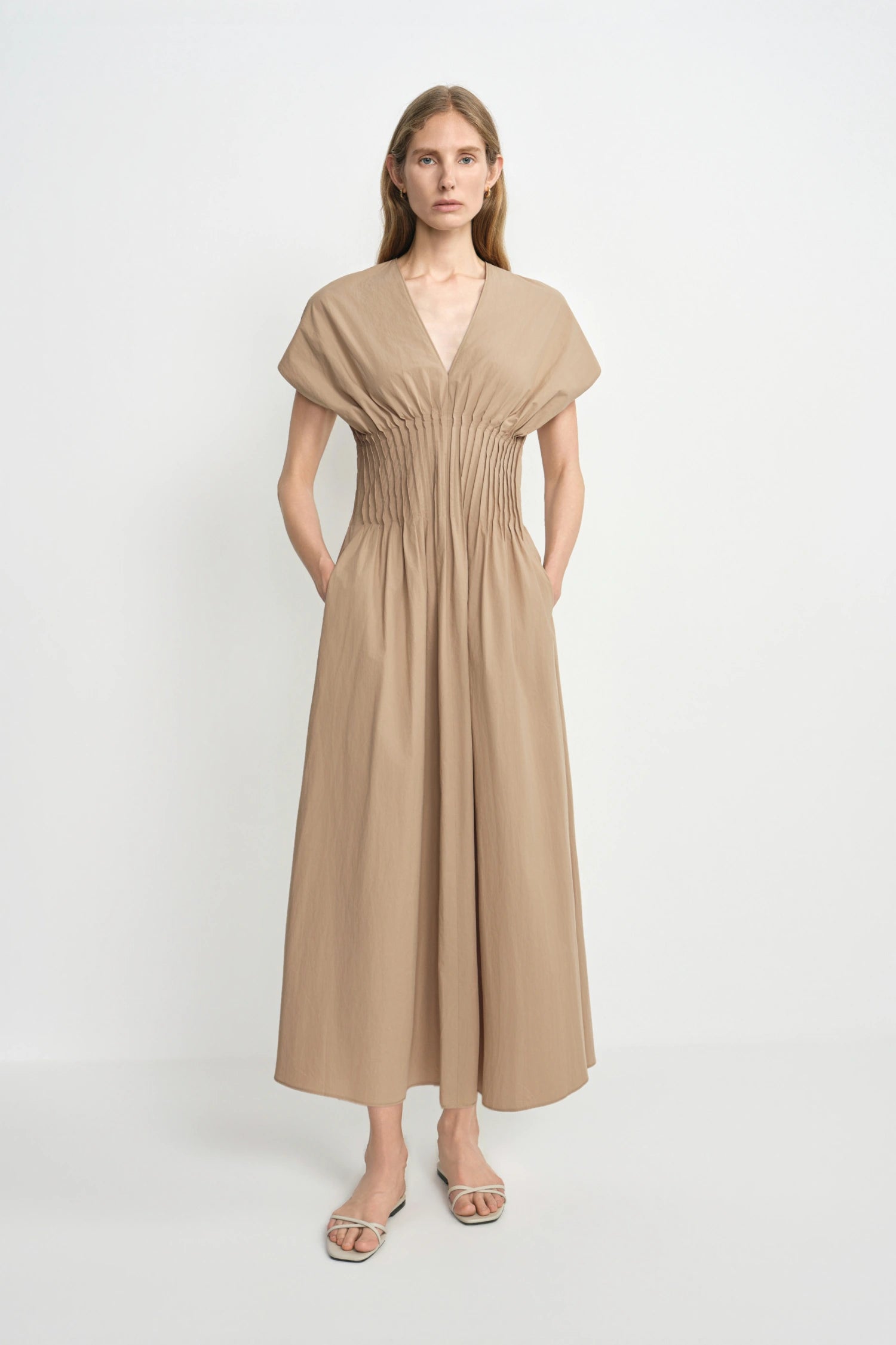 Piquenique Pintuck V-Neck Dress