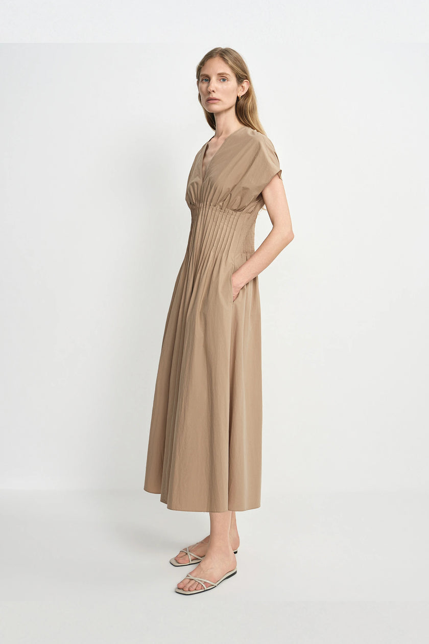 Piquenique Pintuck V-Neck Dress